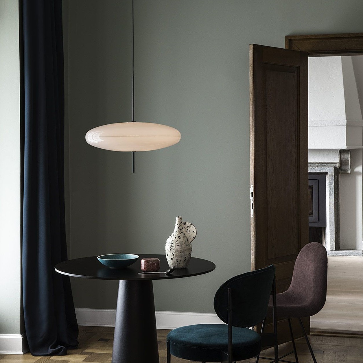 Modern Elliptical Shape Pendant Light