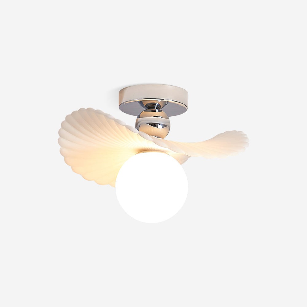 Vue isolée du plafonnier simple et élégant P080