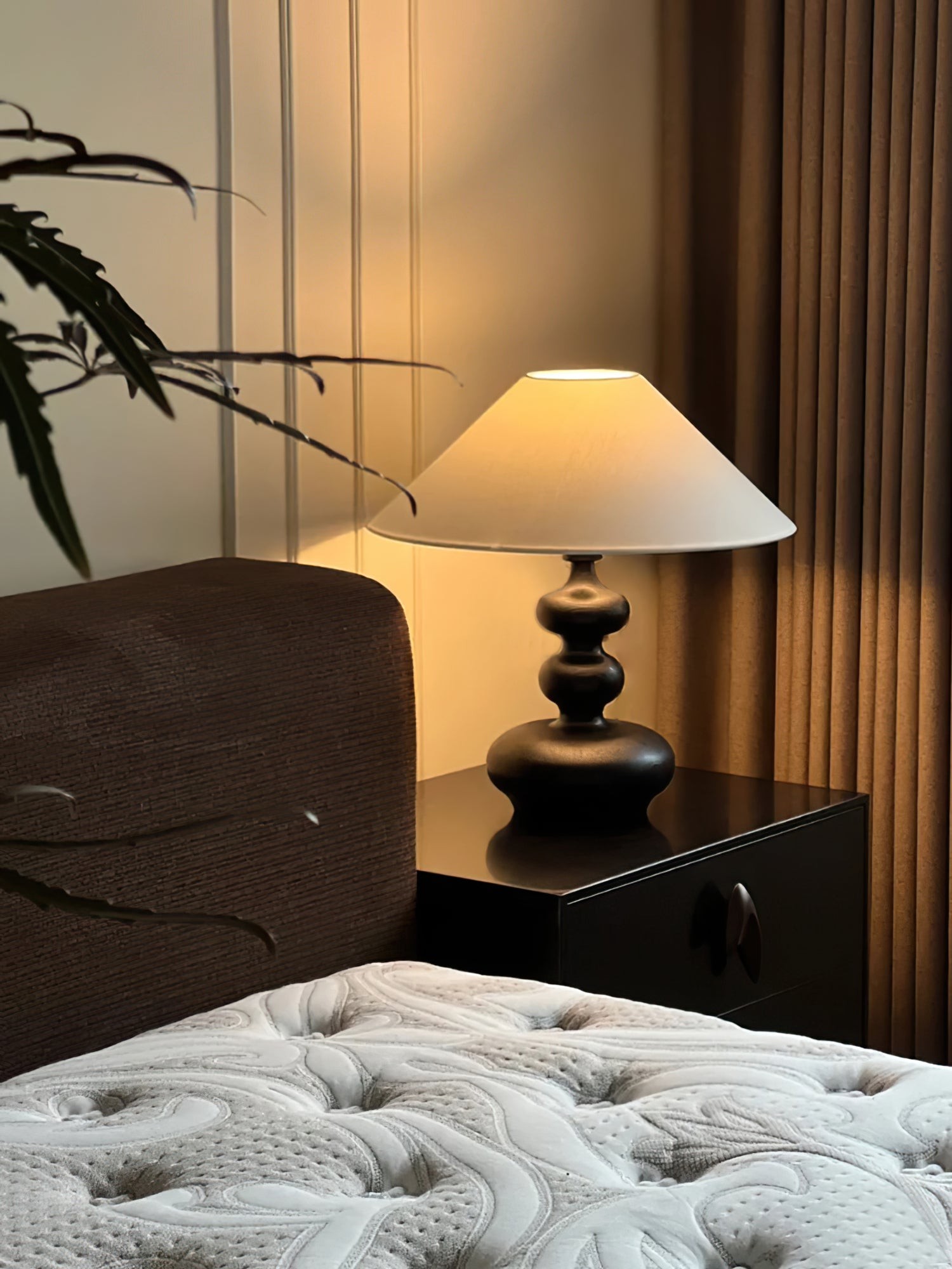 Nordic Retro Solid Wood Table Lamp M161