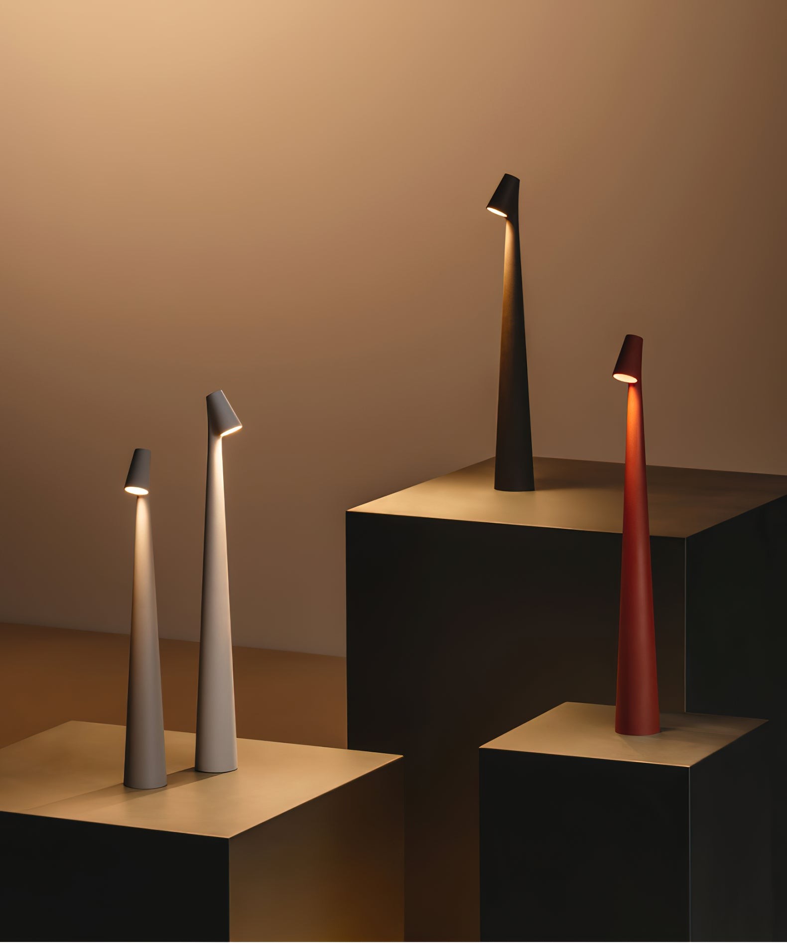 Creative Tall Portable Table Lamp M497