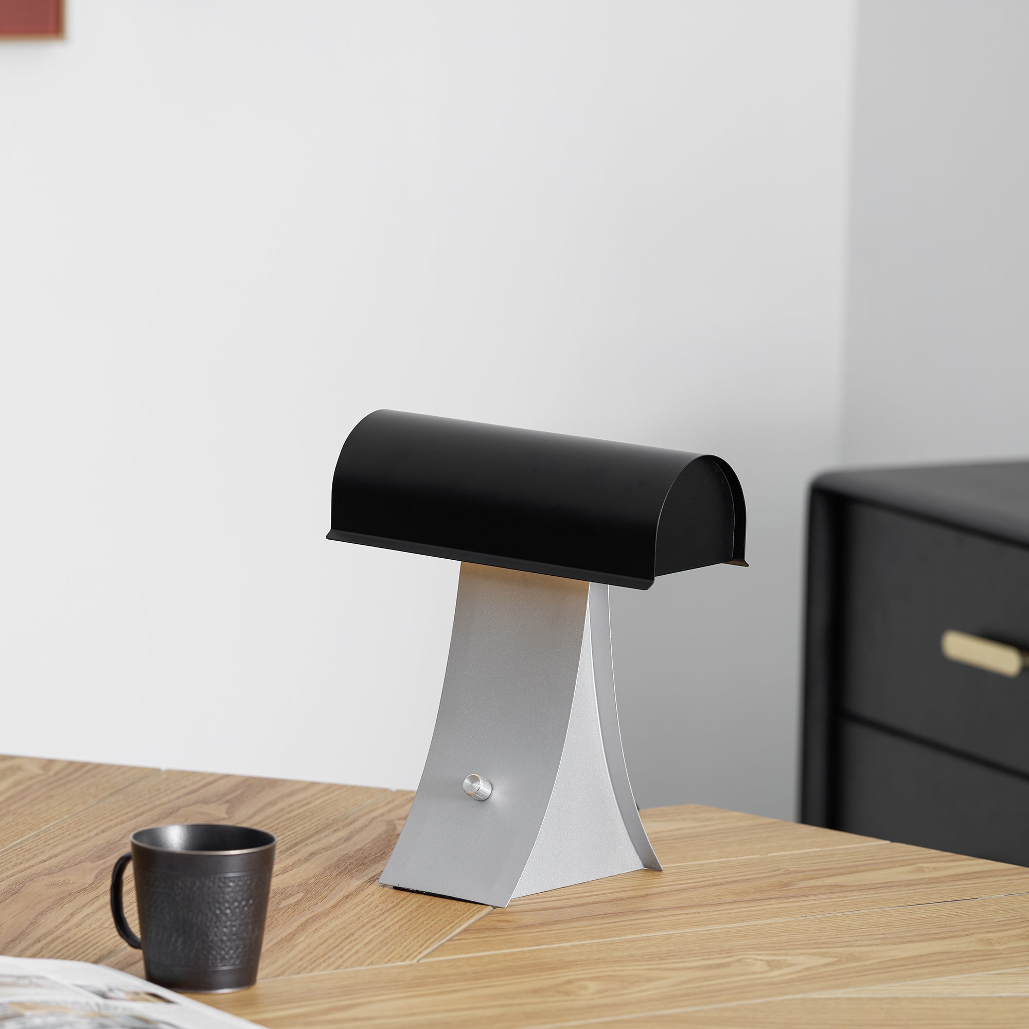 Archive Table Lamp D698