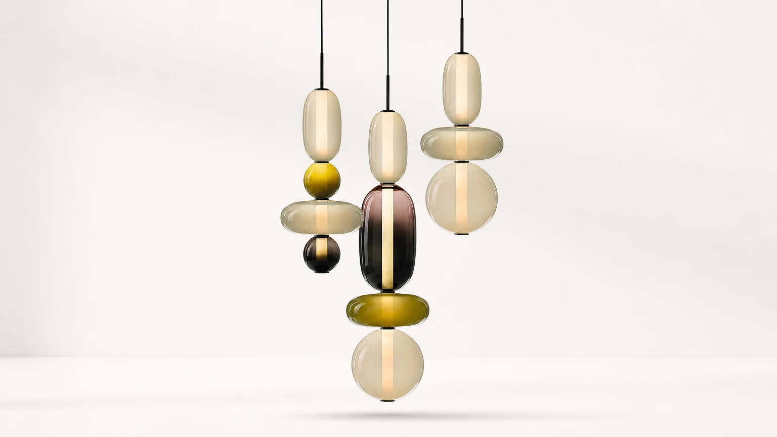 Lampa wisząca S148 ze szkła Nordic Colored Candy w jasnym wnętrzu