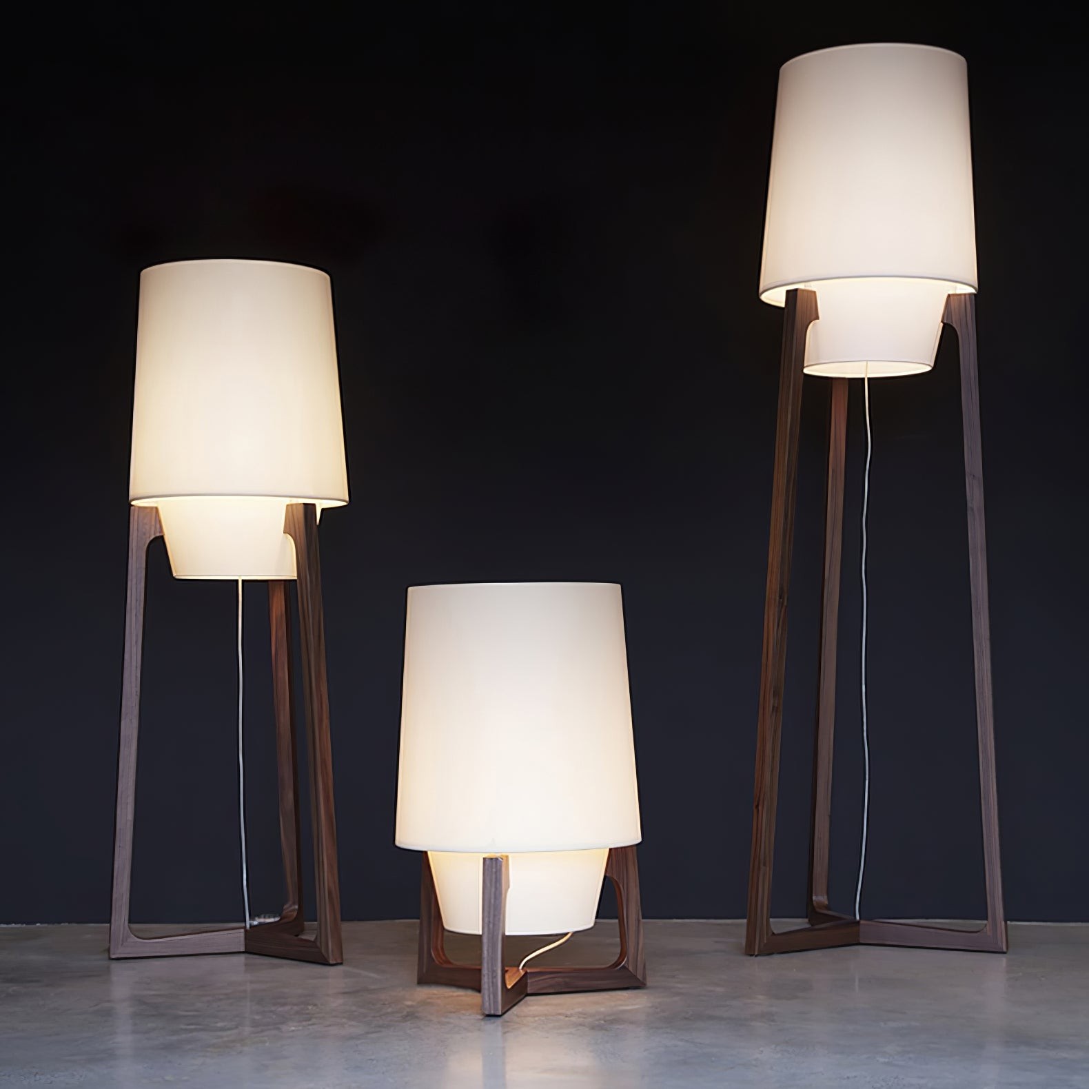 Modern Simple Chinese Style Solid Wood Floor Lamp M150