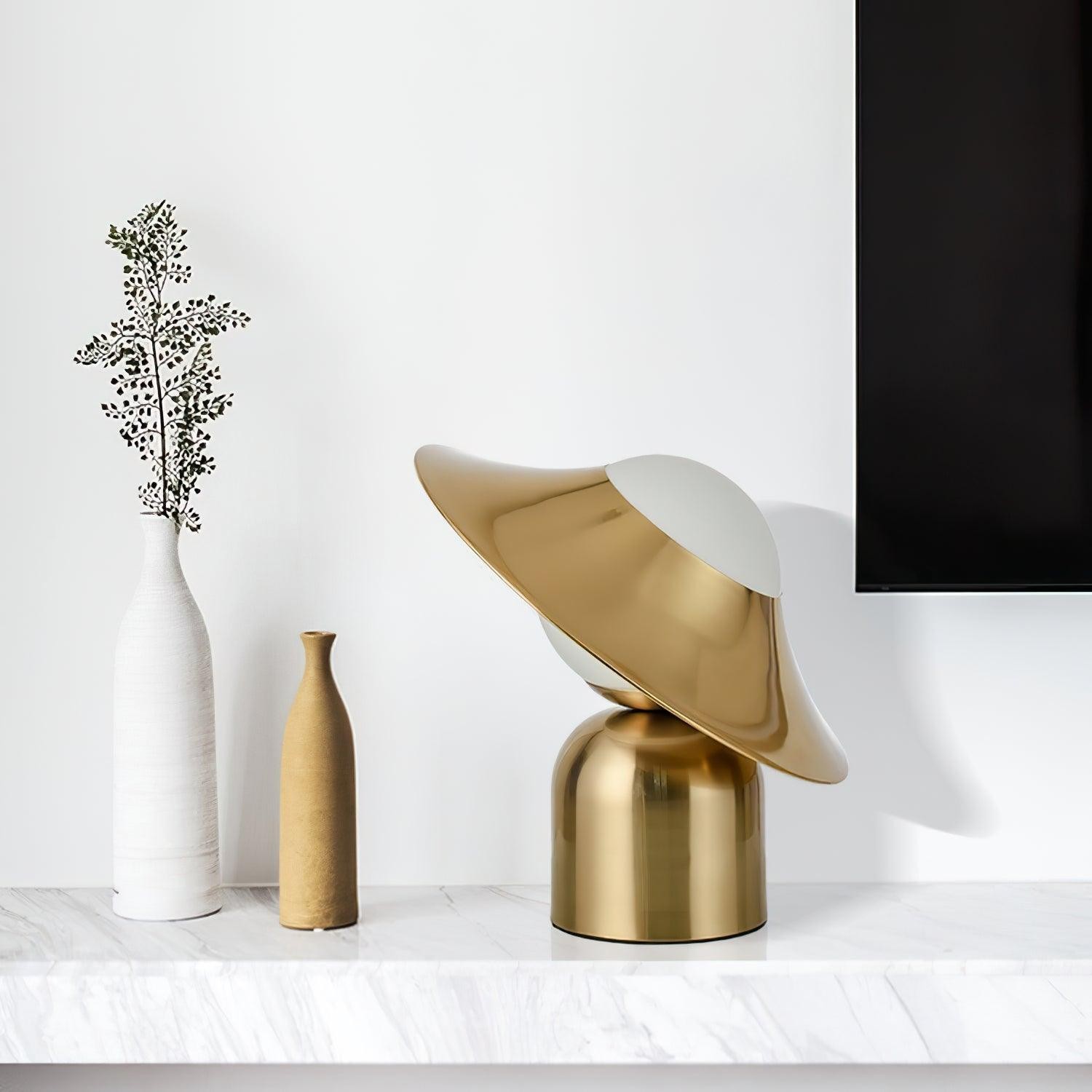 Nordic Creative Metal Disc Table Lamp M574