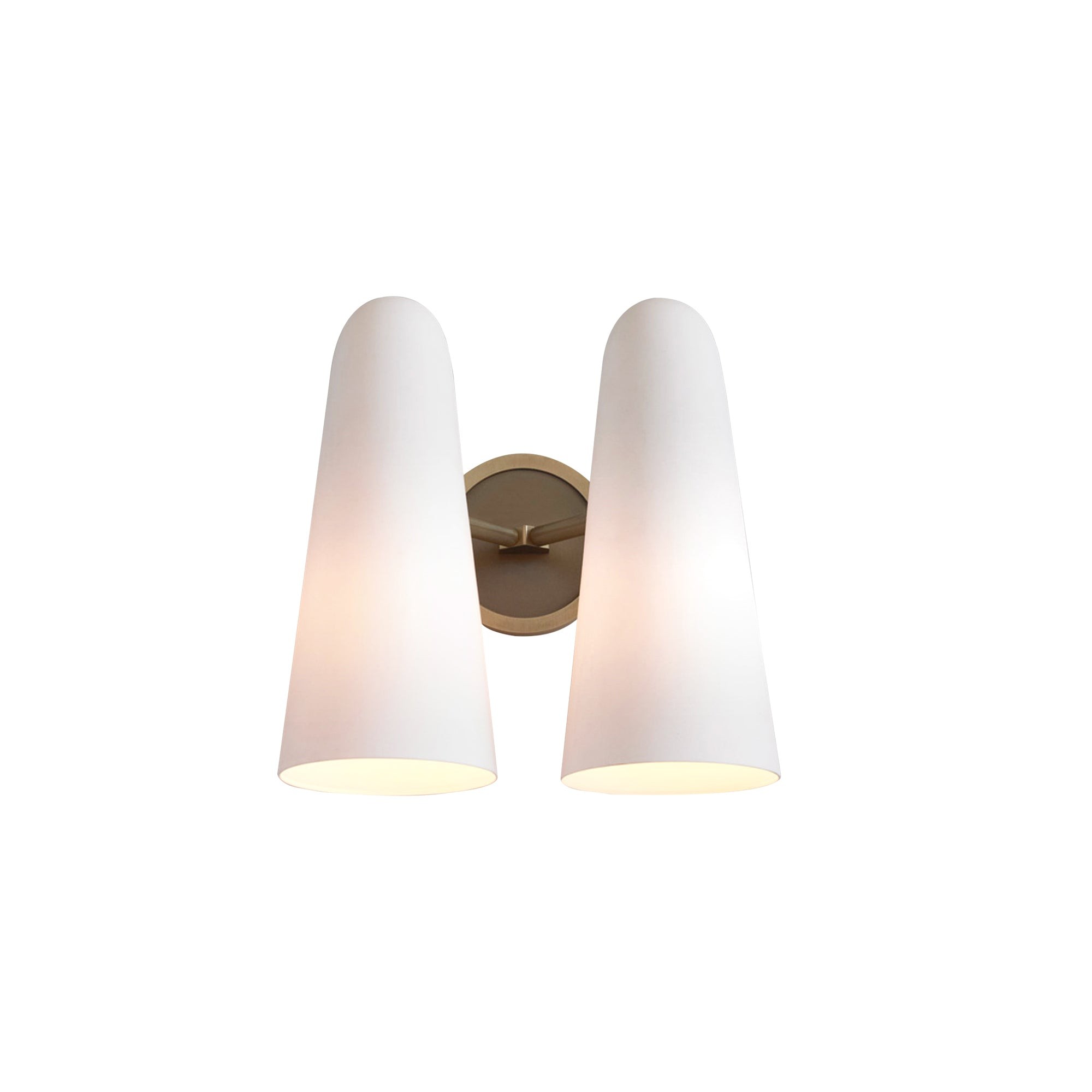 Nordic Simple Light Luxury Brass Wall Lamp M131