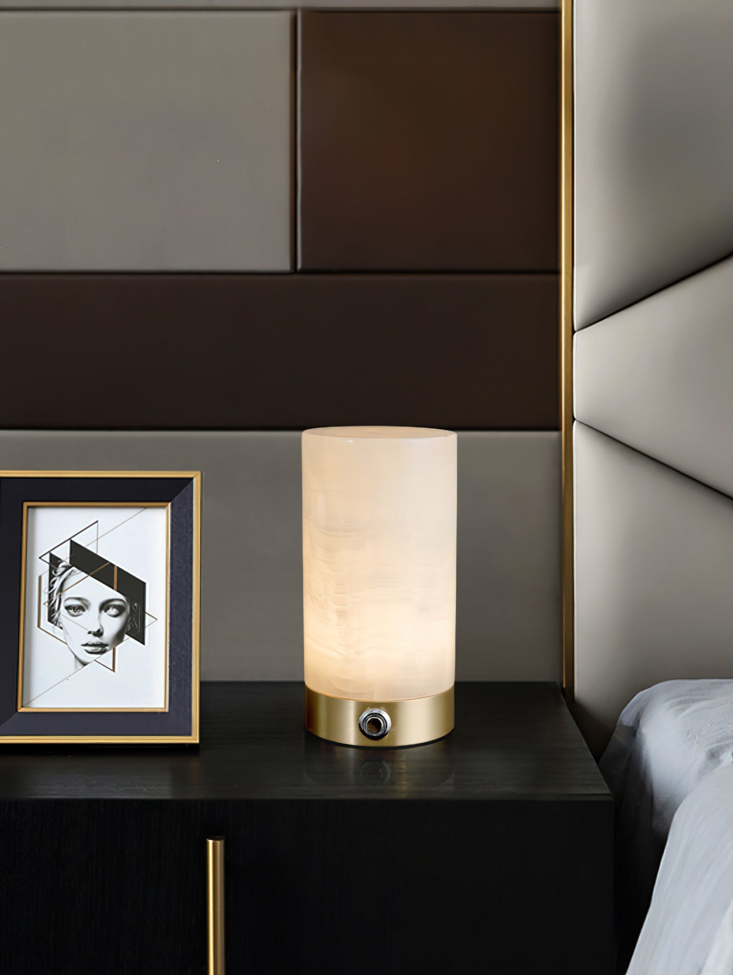Totem Alabaster Table Lamp D499