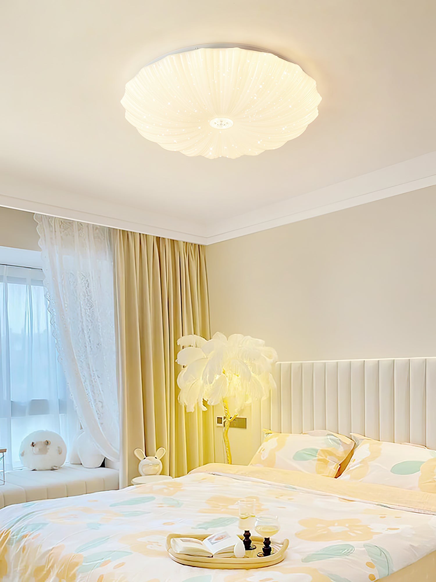Acrylic Shell Round Ceiling Lamp M516