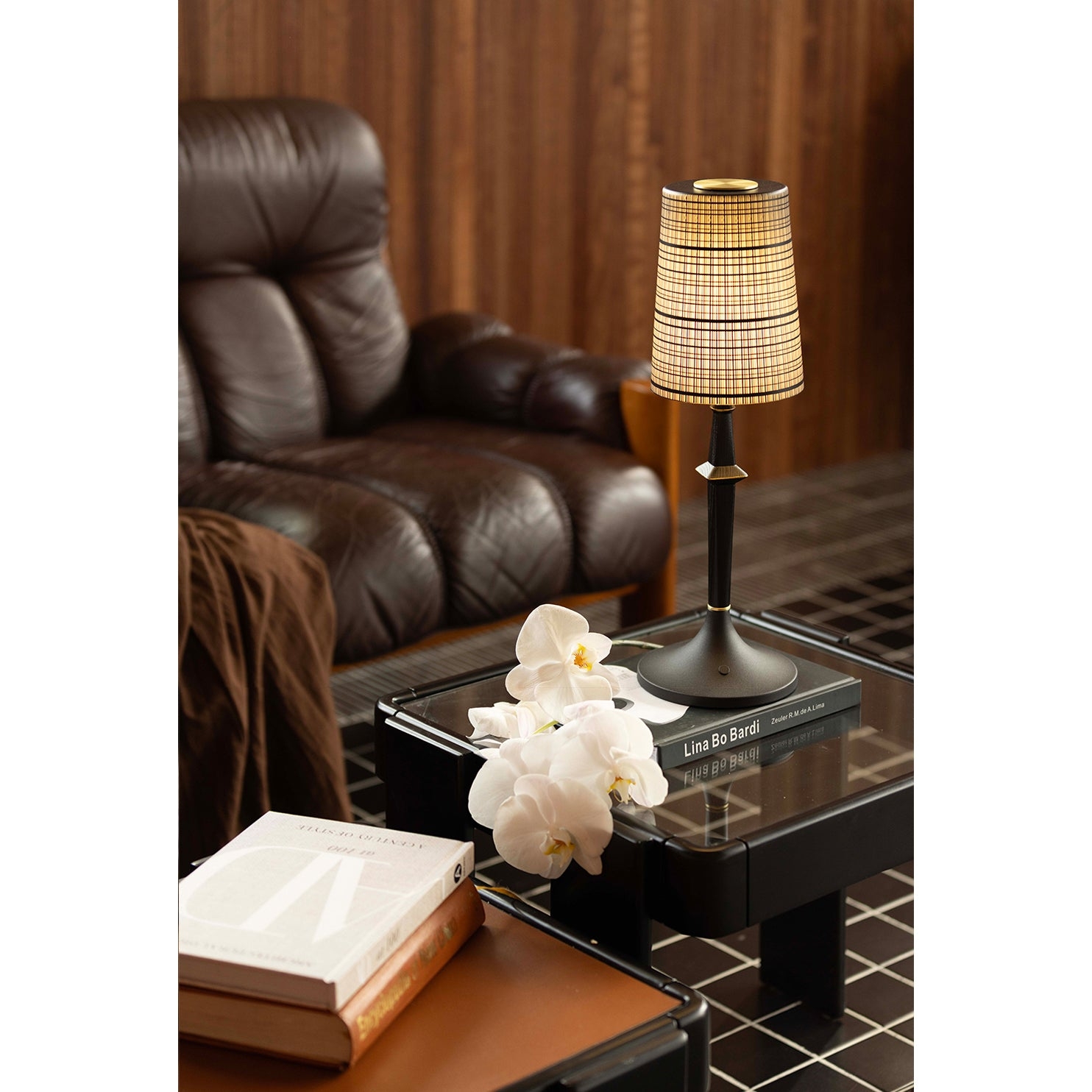 Devon Black Table Lamp D709