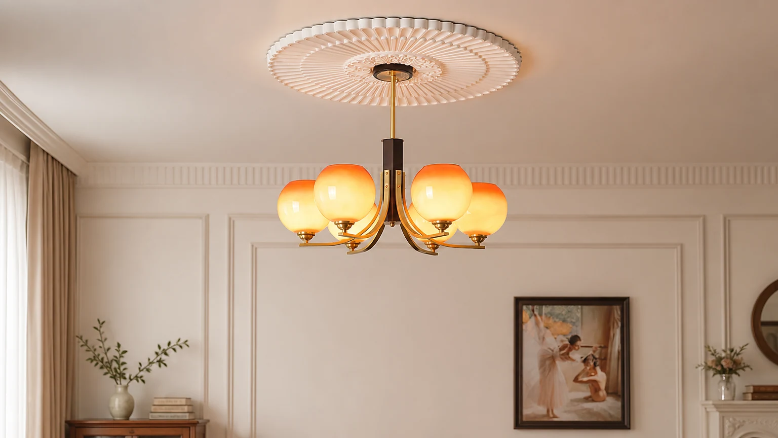 Żyrandol w stylu vintage Caramel Globe M502 zainstalowany w ciepłej scenerii pomieszczenia