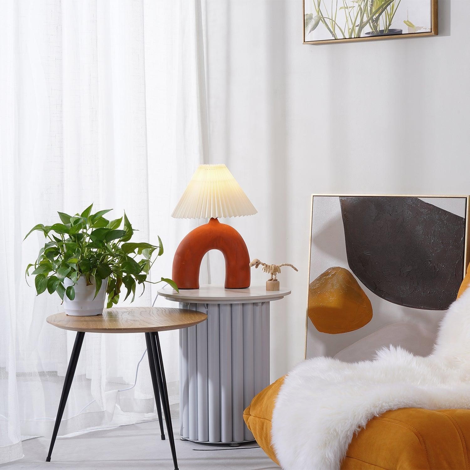 Arched Pleated Table Lamp M495