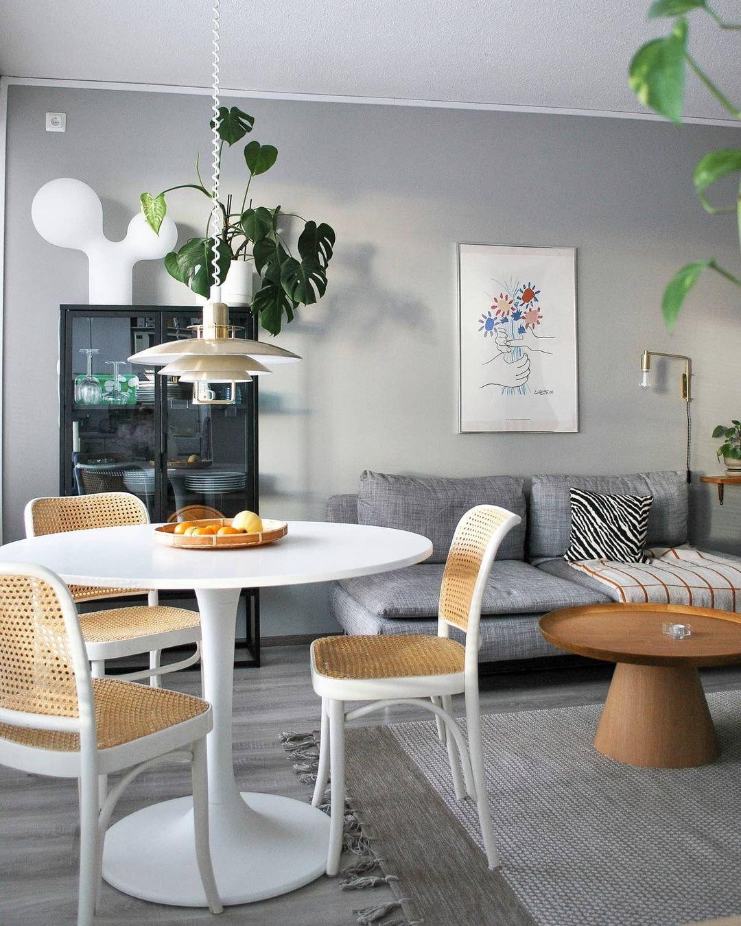 Danish Lifting UFO Pendant Lamp M530