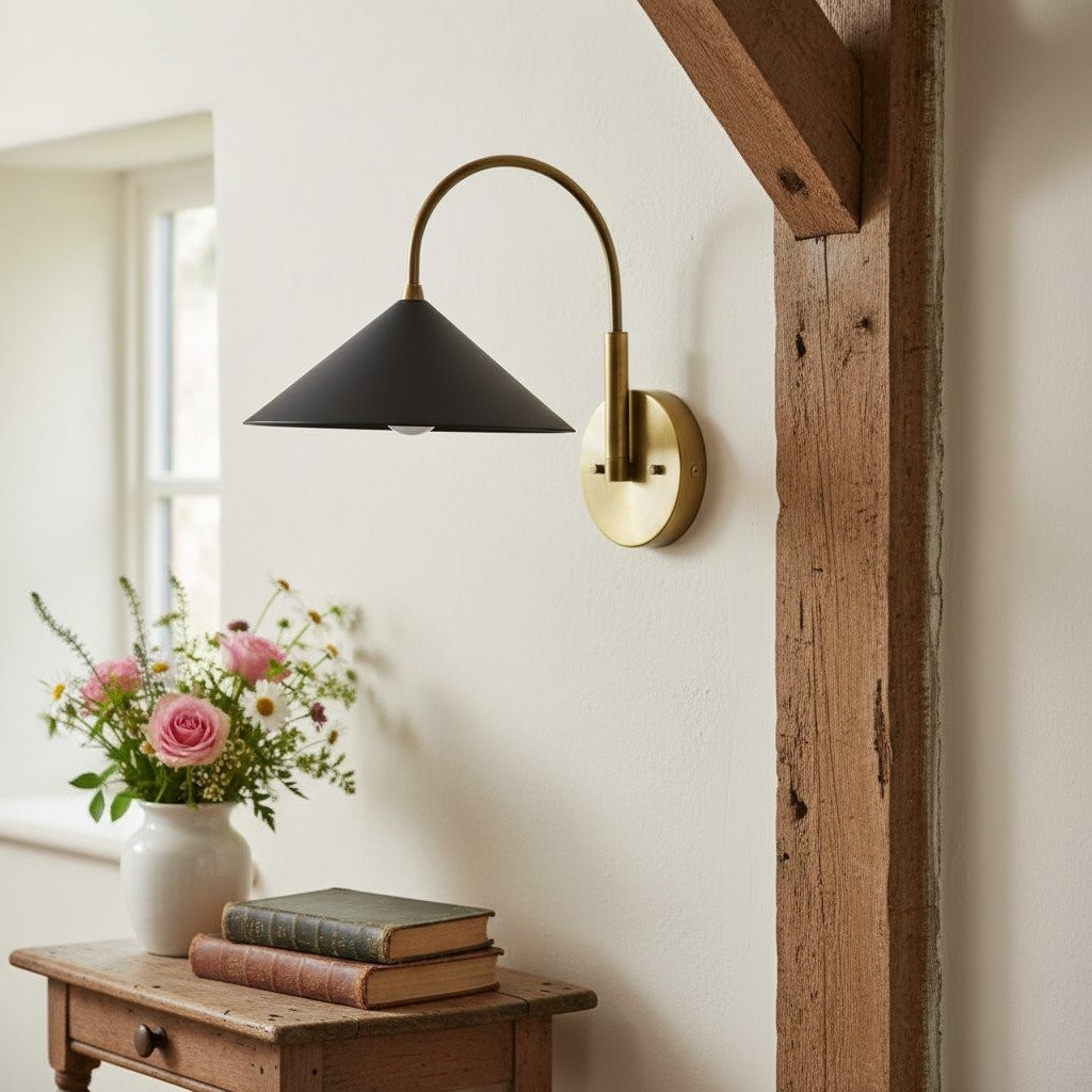 Curva Metal Vintage Wall Sconce - Elegant Cone Shade for Bedrooms T394