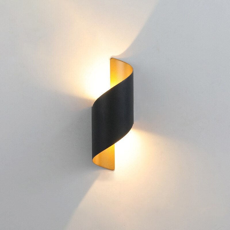 Modern Curl Twisted LED Wall Light M137