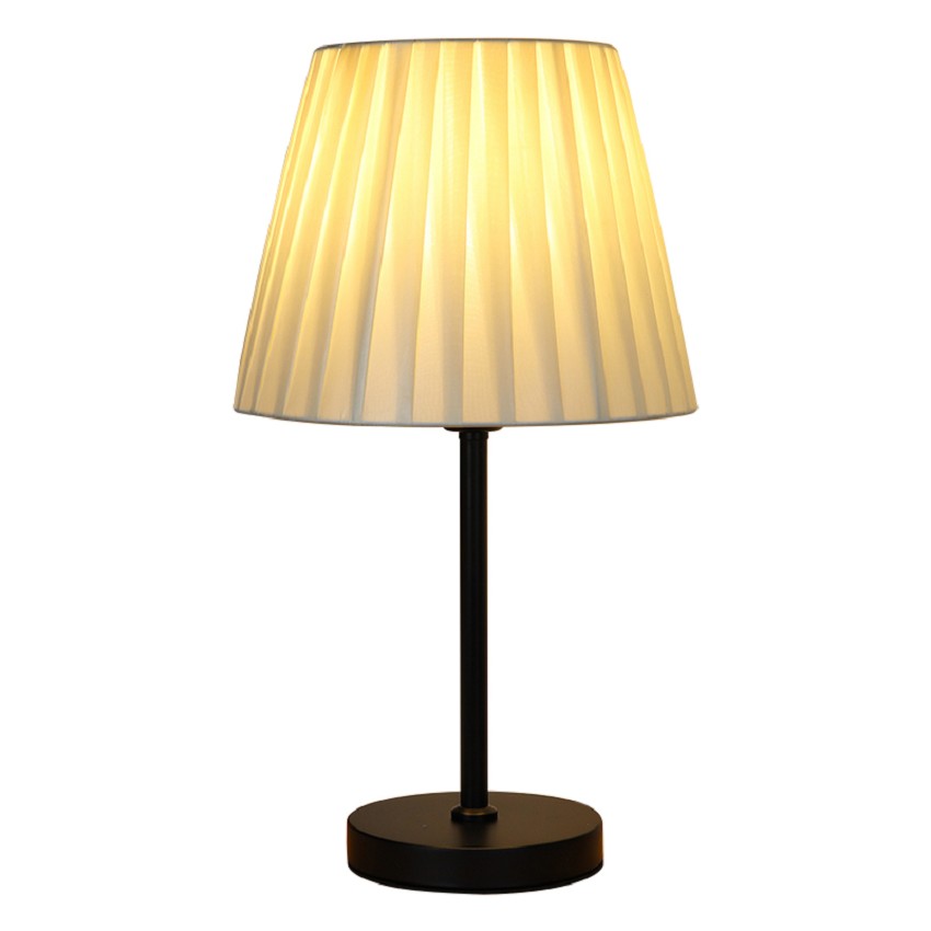 Svart COMFY bordslampa isolerad produktvy