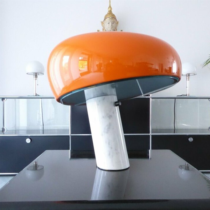 Modern Scandinavian Curved Marble Table Lamp