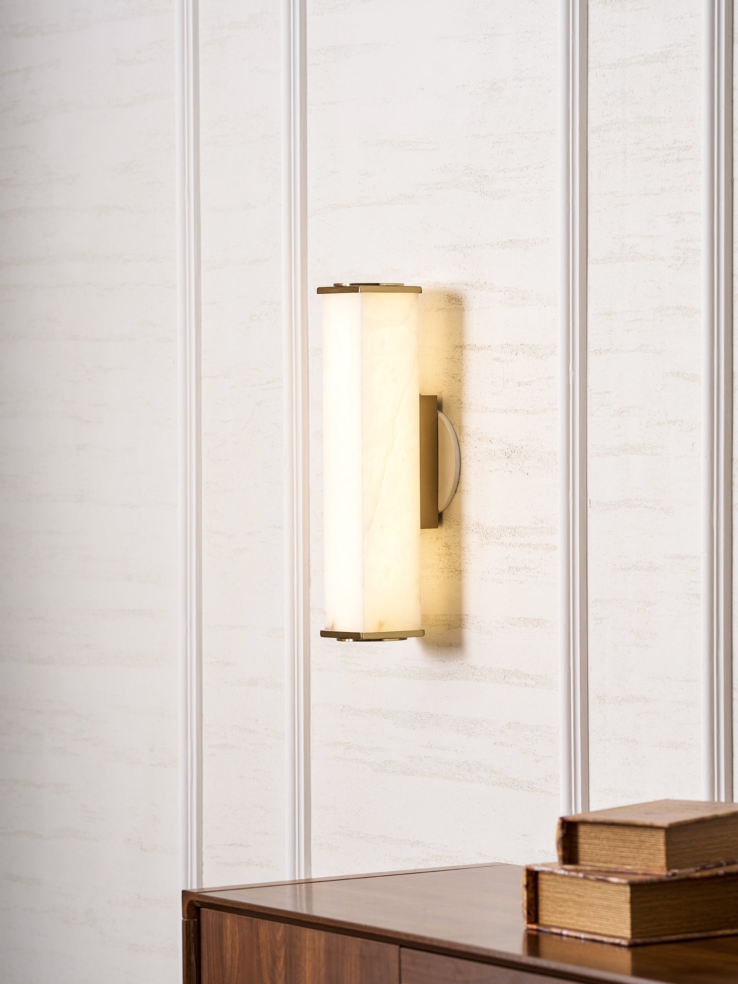 Cuboid Alabaster Wall Light D398