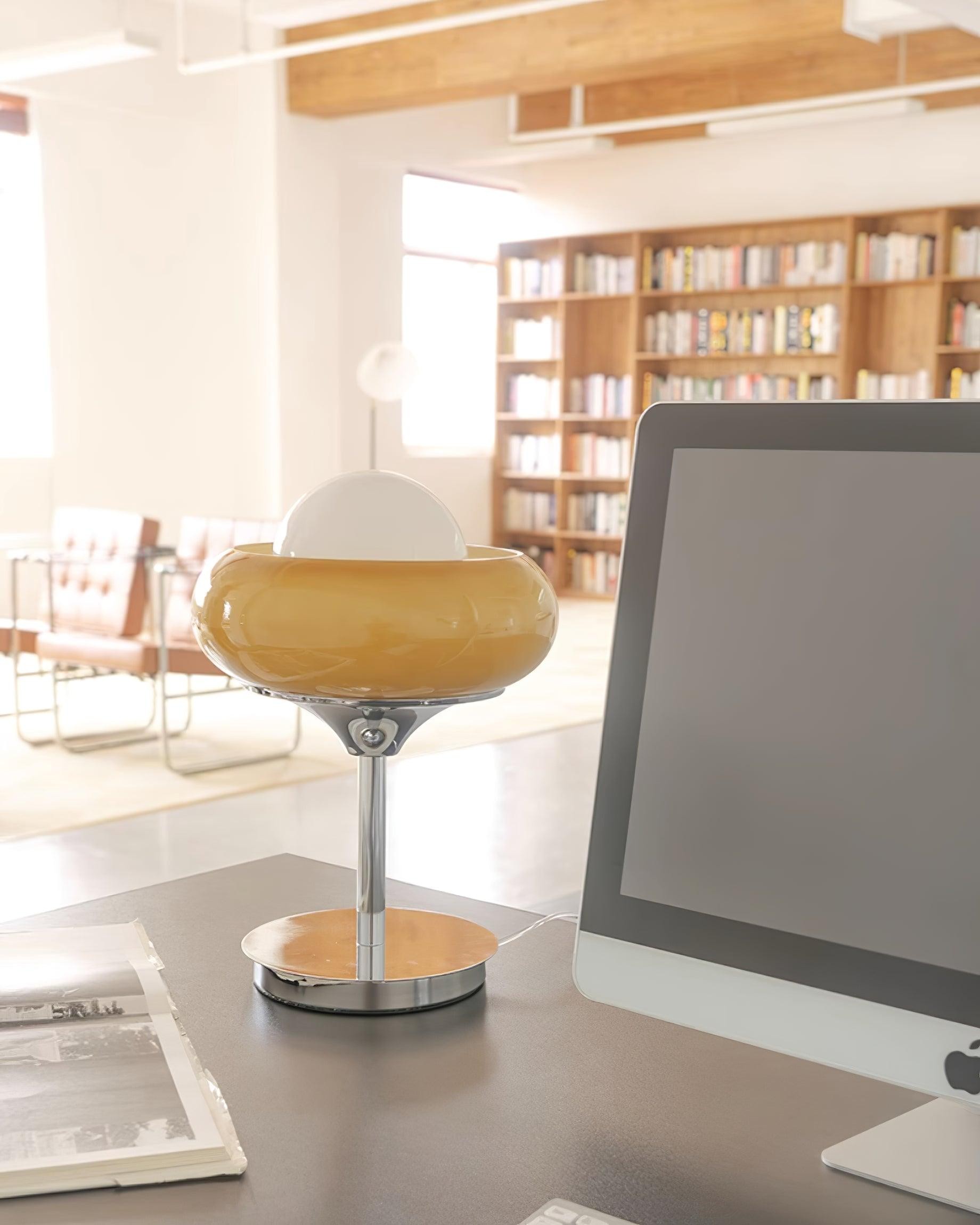 Vintage Cream Table Lamp for Bedroom M153