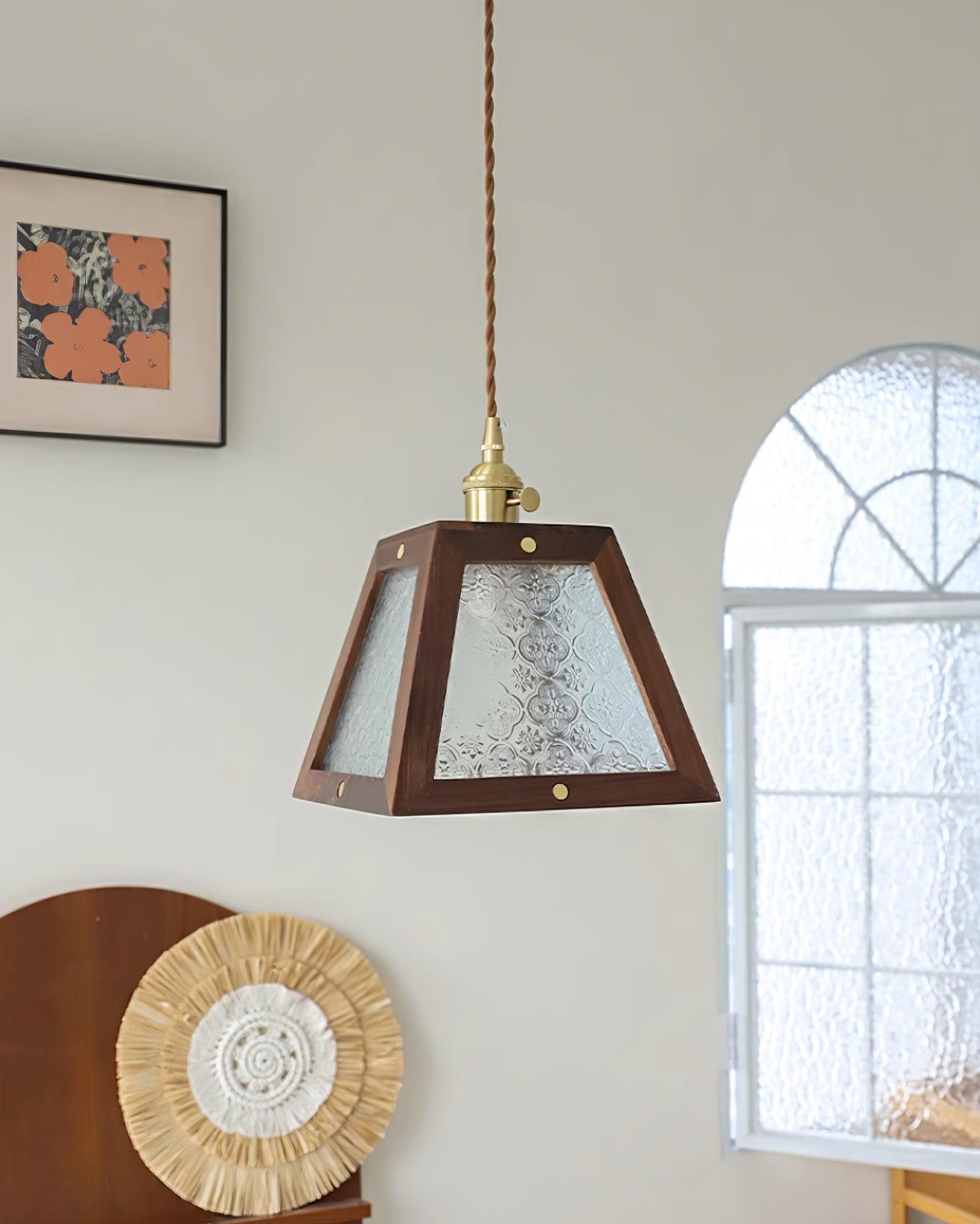 Retro Pattern Glass Pendant Lamp M399