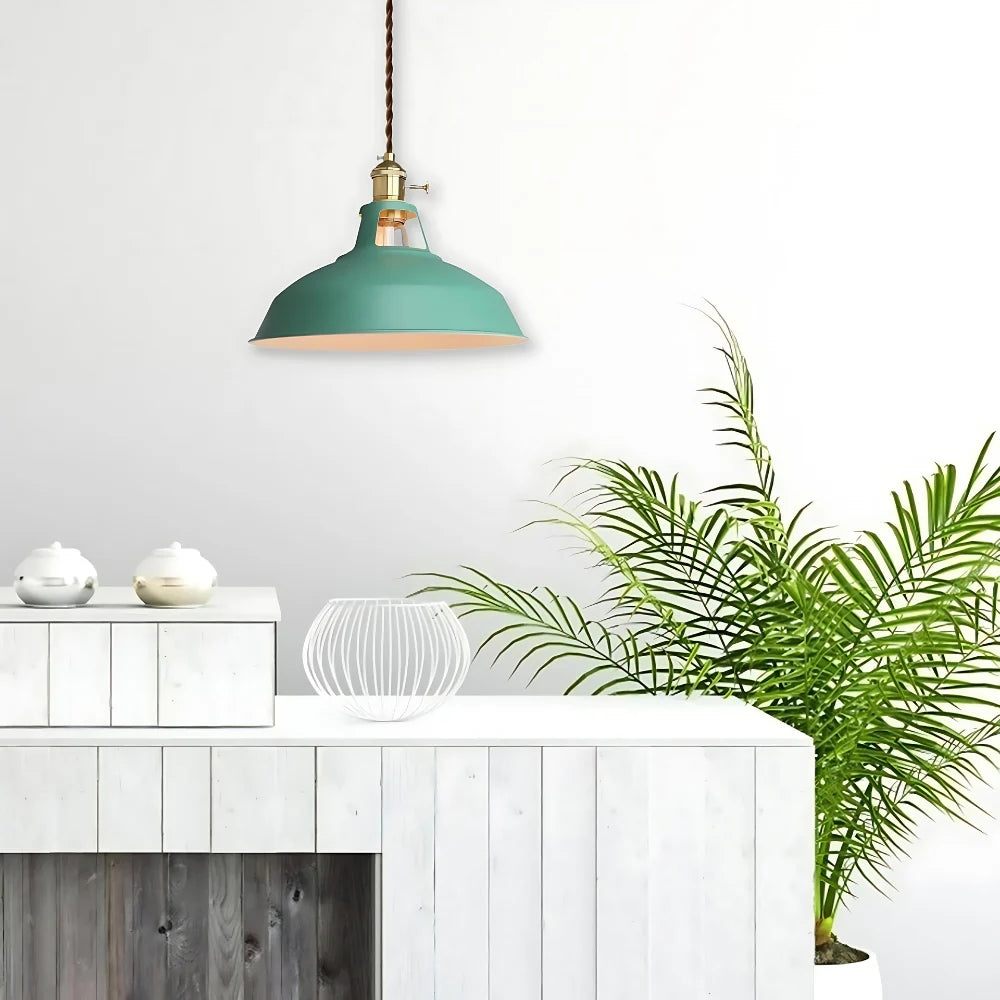 The Timeless Classic Pendant Light D835