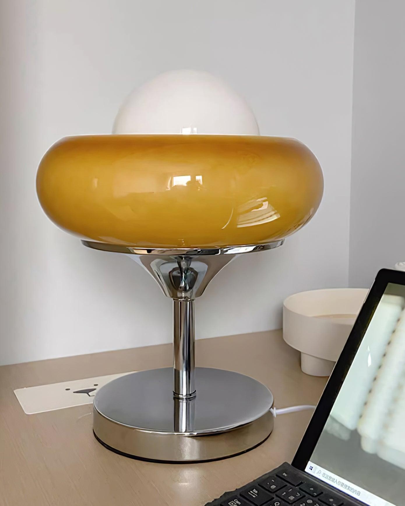 Vintage Cream Table Lamp for Bedroom M153