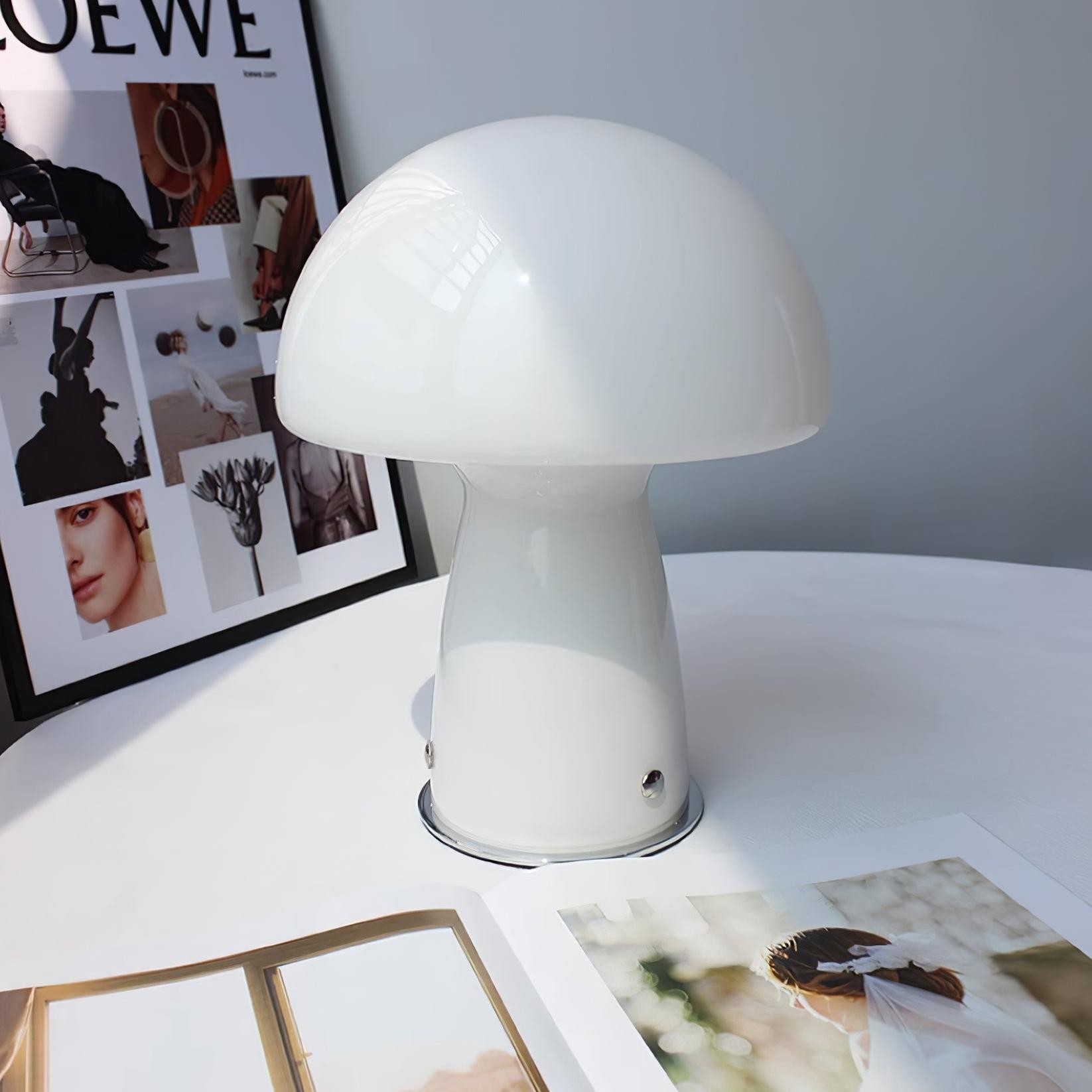 Vintage Bauhaus Glass Mushroom Table Lamp S79