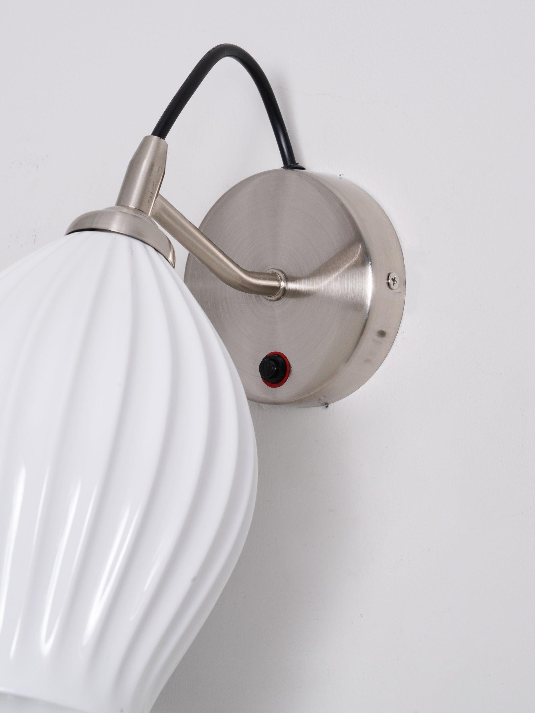 Cream Style Ceramic Ribbed Wall lamp M79