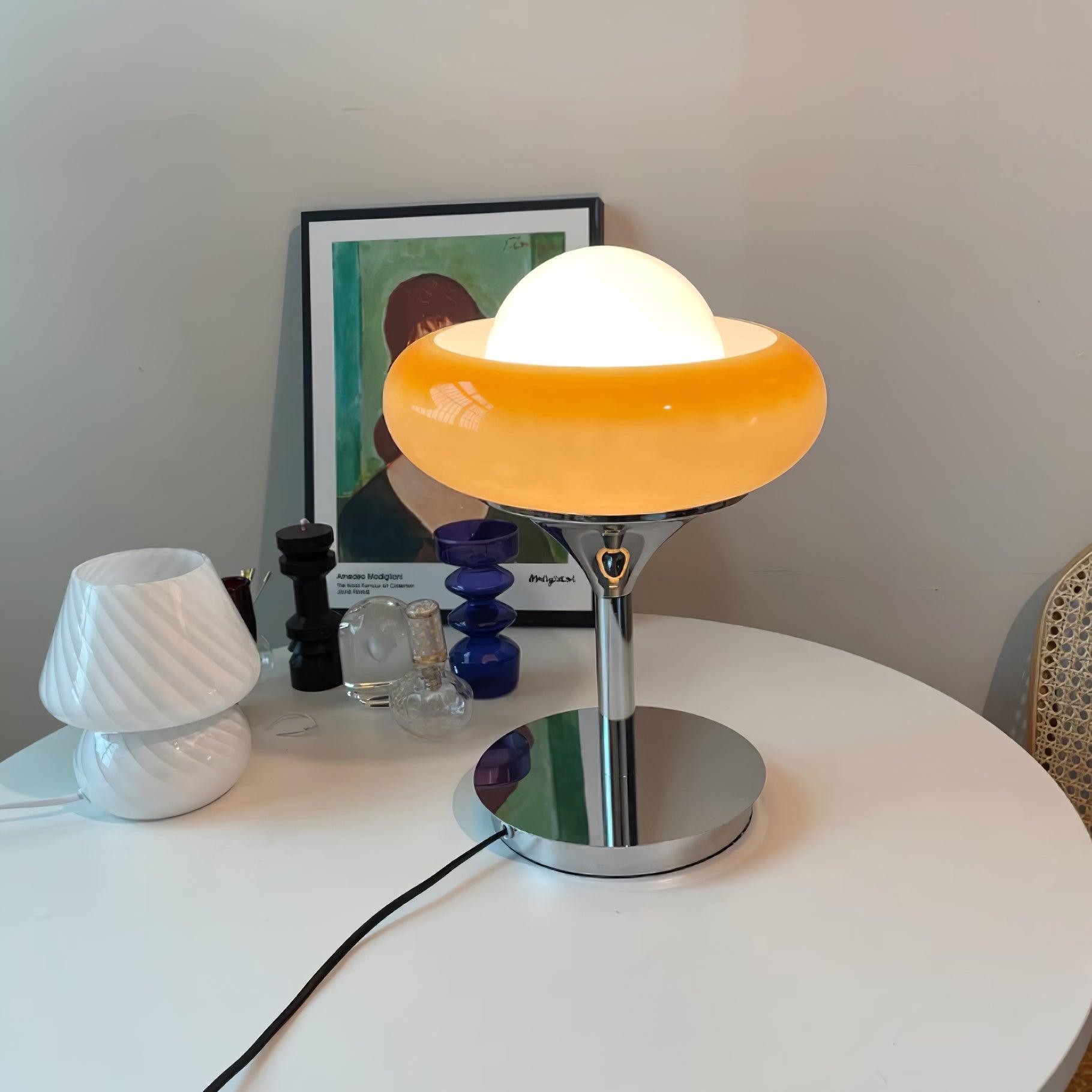 Vintage Cream Table Lamp for Bedroom M153