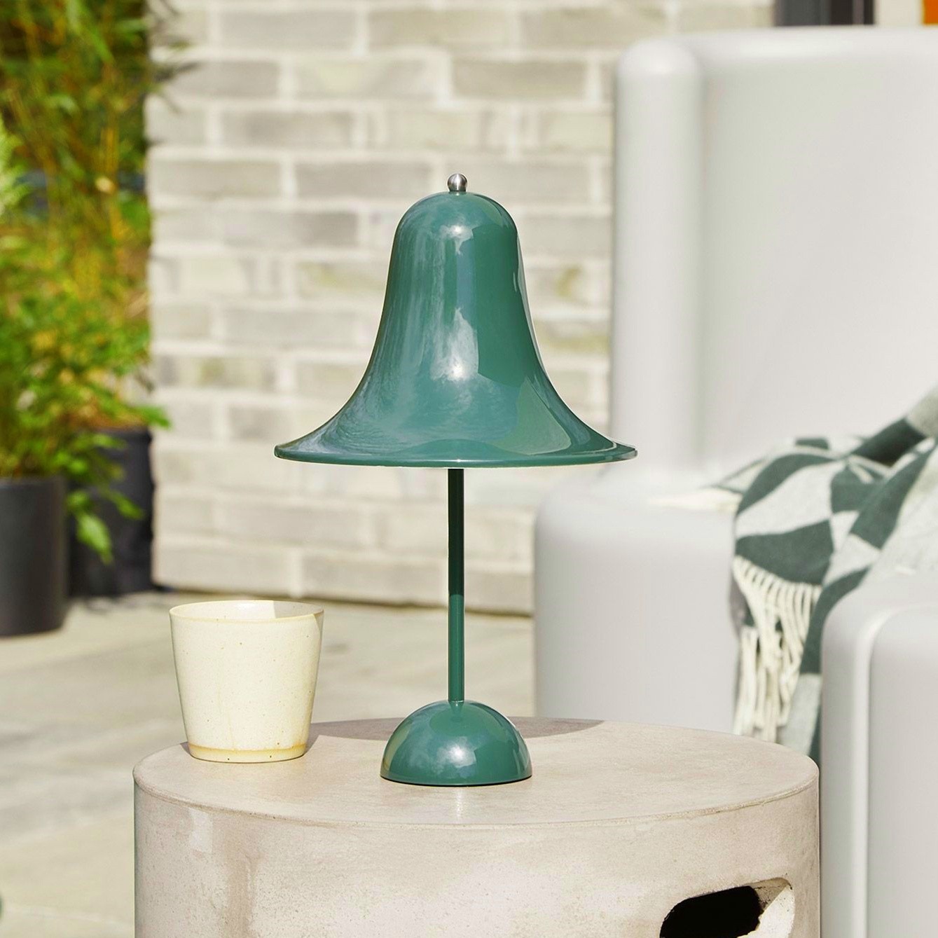 Modern Pantop Portable Table Lamp For Bedroom S52