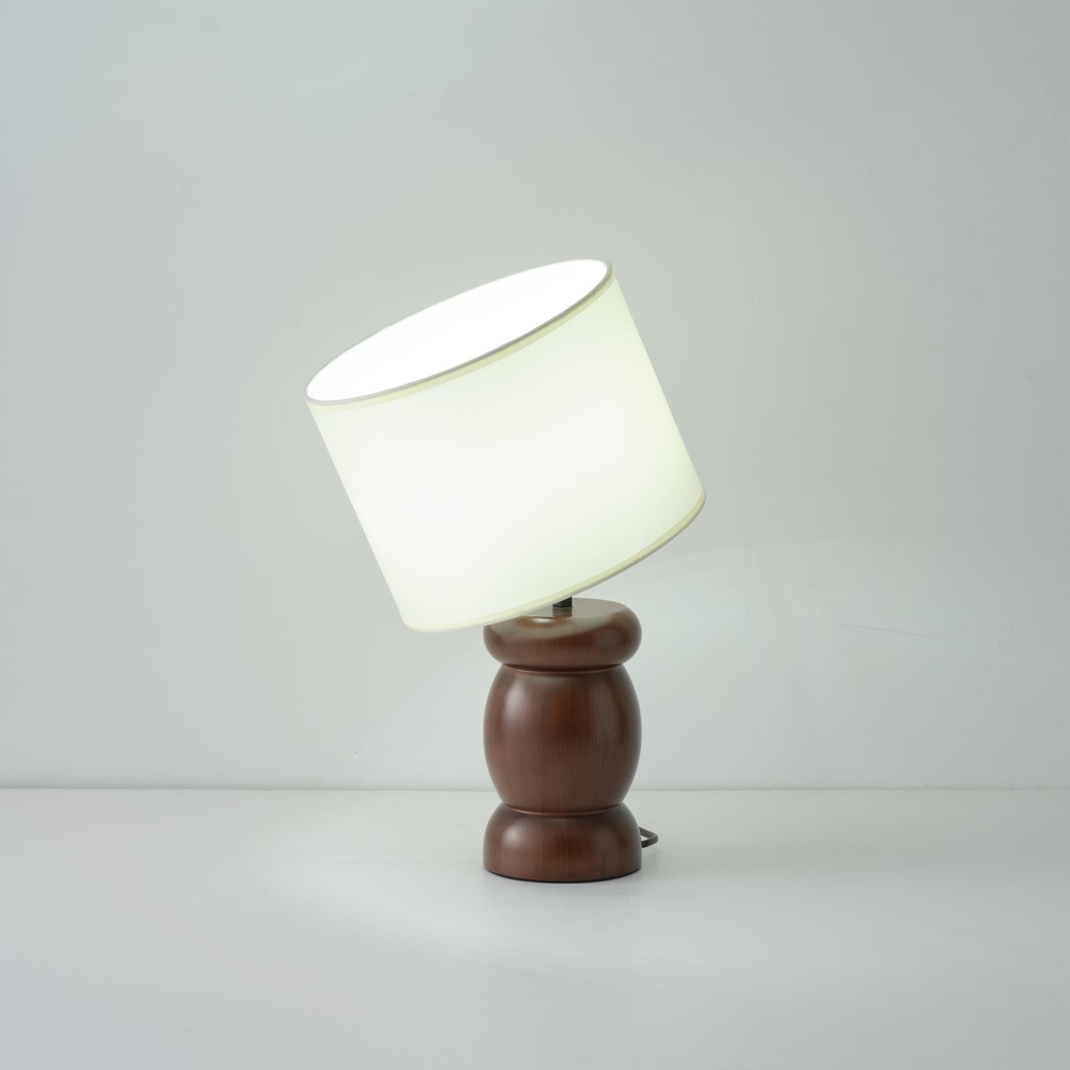 Pebble Wood Table Lamp D447