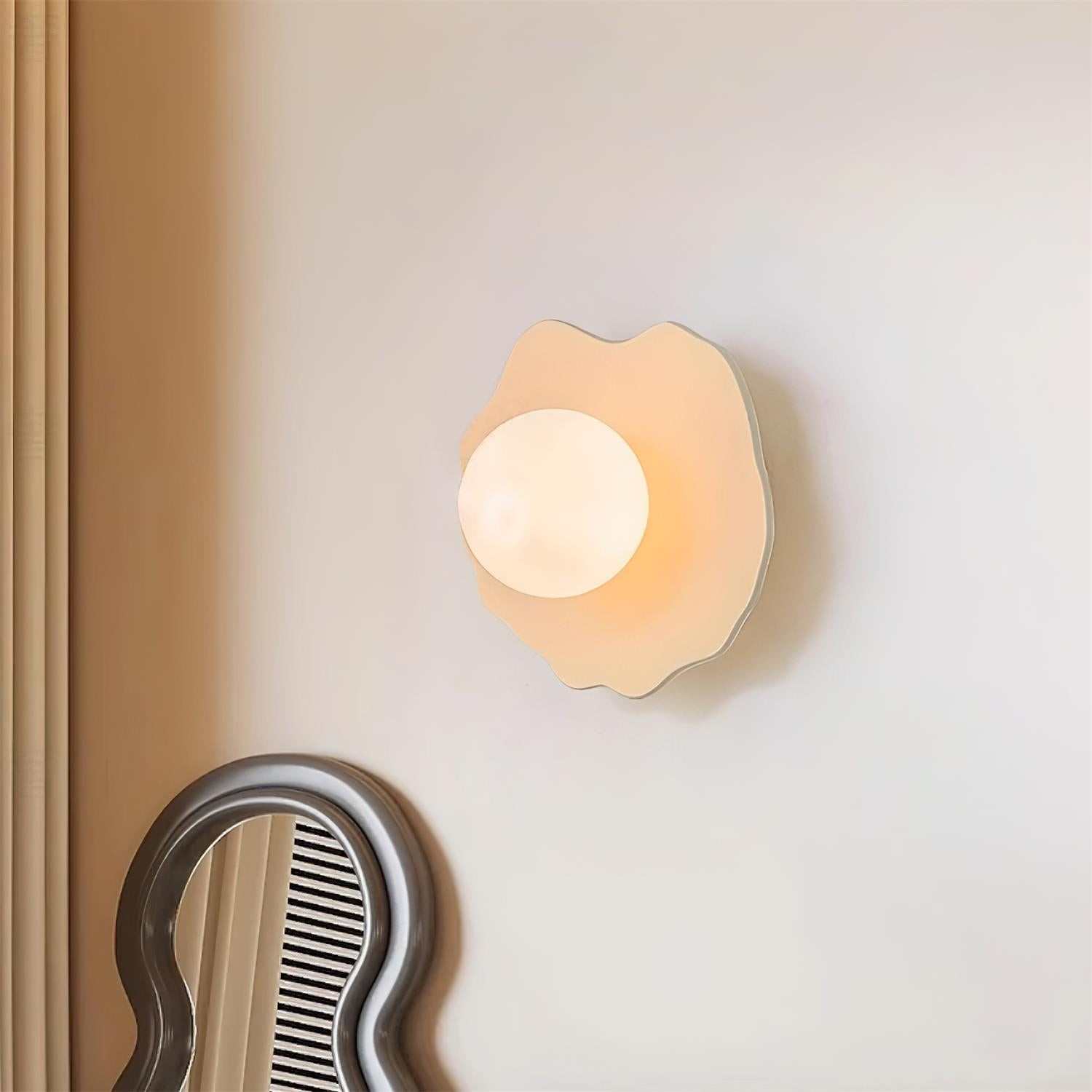 Nordic Flower Shape Wall Lamp M208
