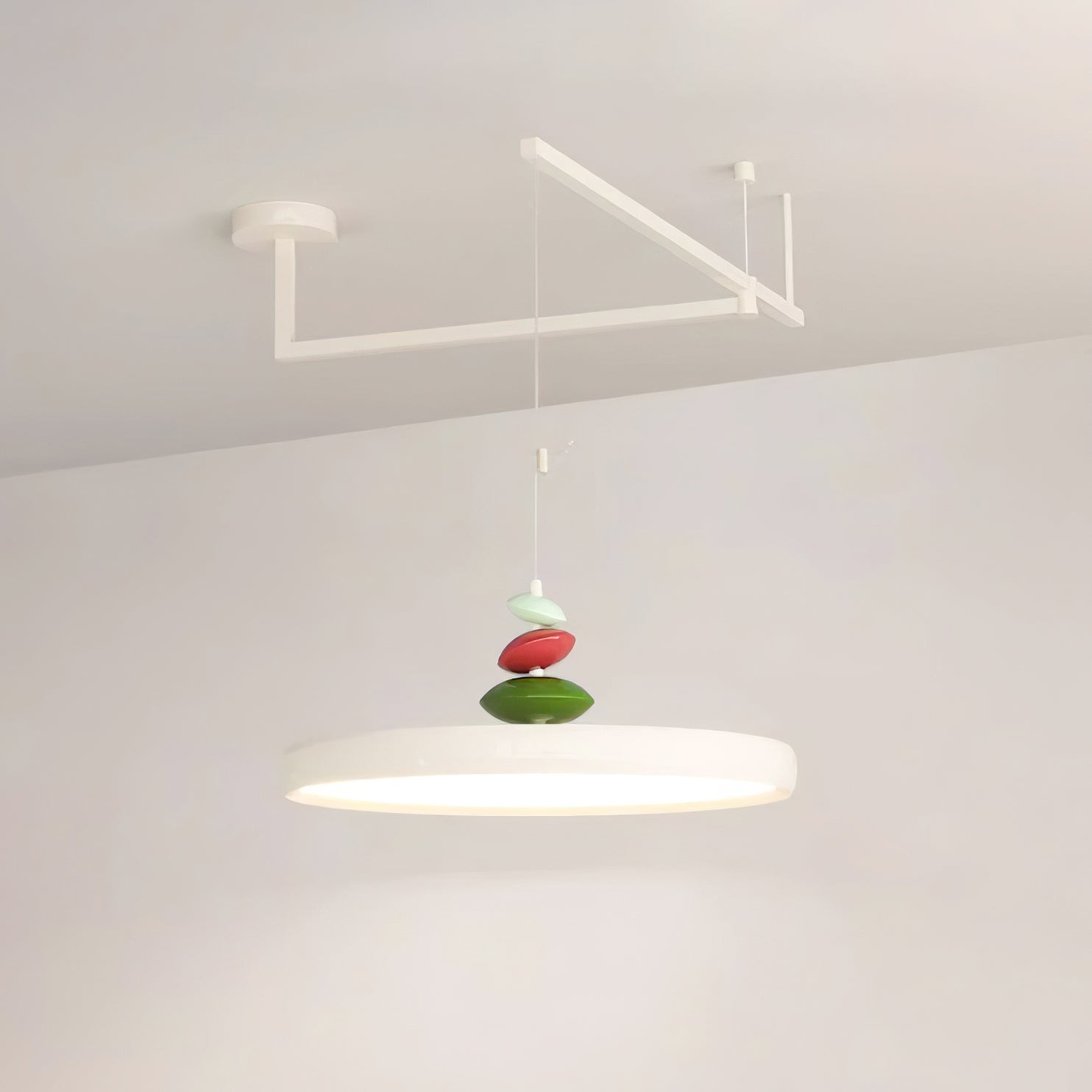 Simple Rocker Arm Flying Saucer Creative Chandelier M375