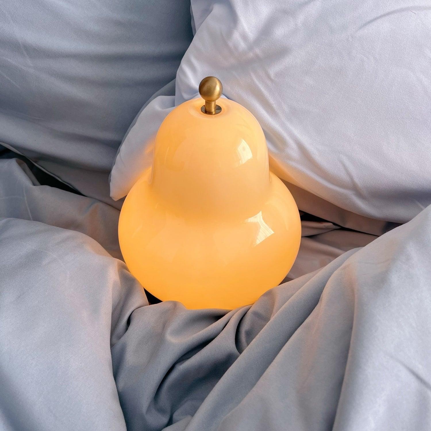 Cute Pear Shaped Table Lamp M441