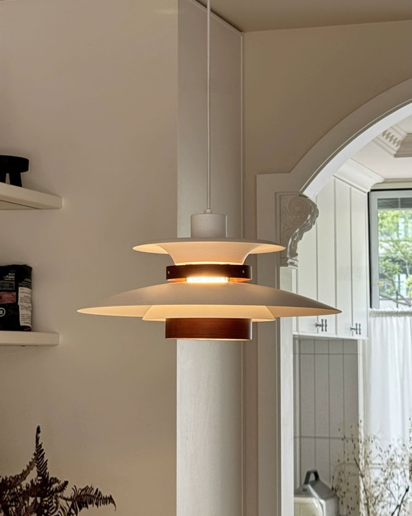 Luxurious and Stylish Layered Pendant Light M45