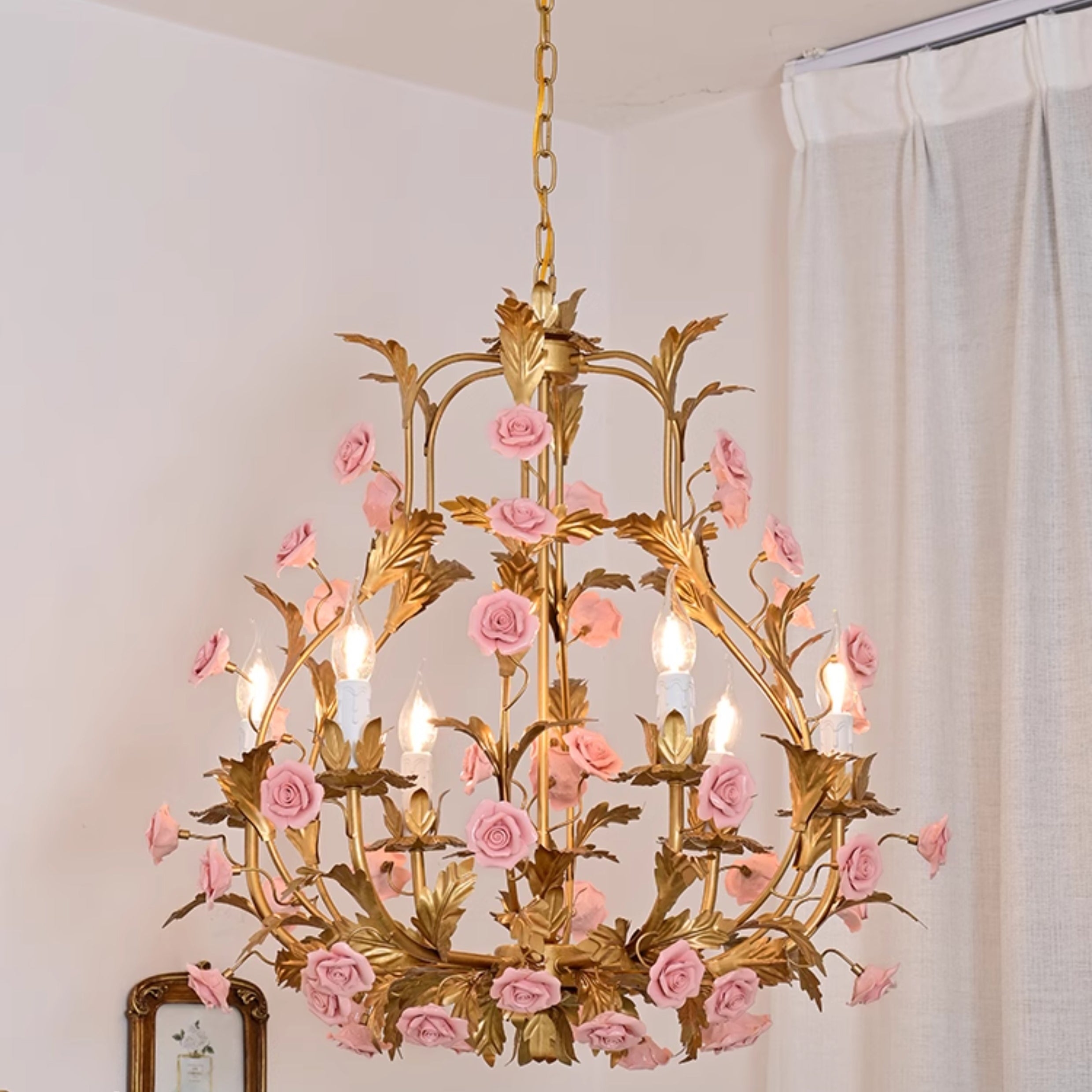 Świecący ceramiczny żyrandol w kształcie róży D673 w stylu życia