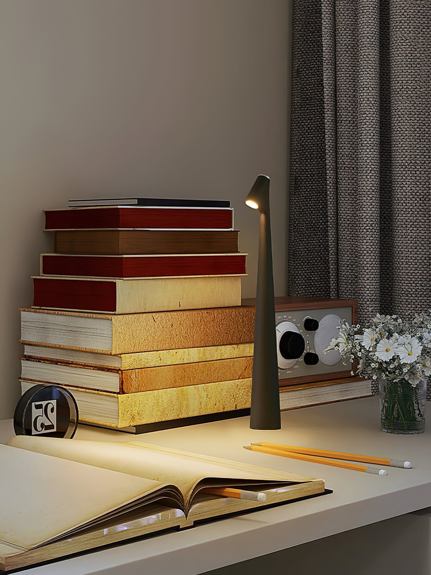 Creative Tall Portable Table Lamp M497