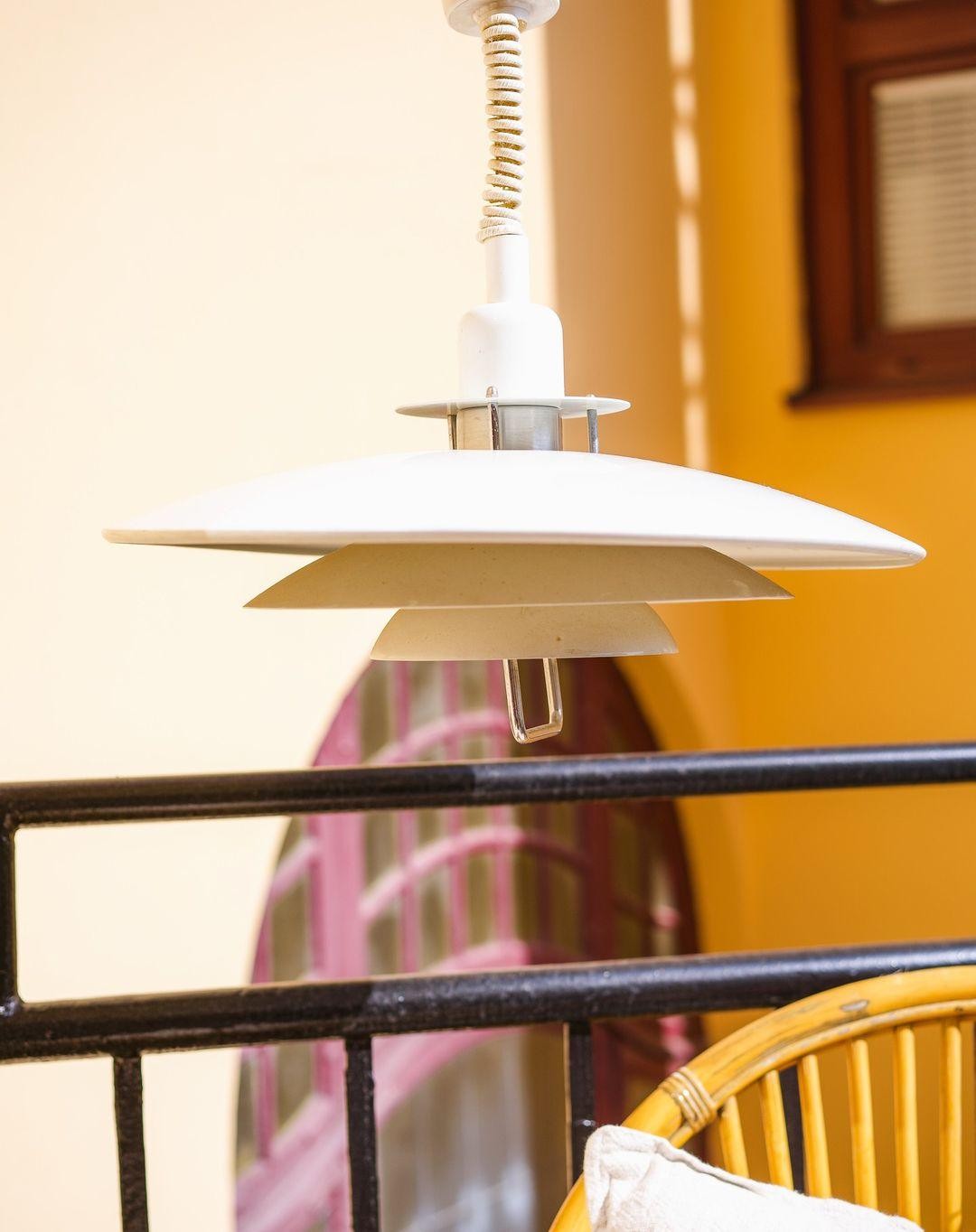 Danish Lifting UFO Pendant Lamp M530