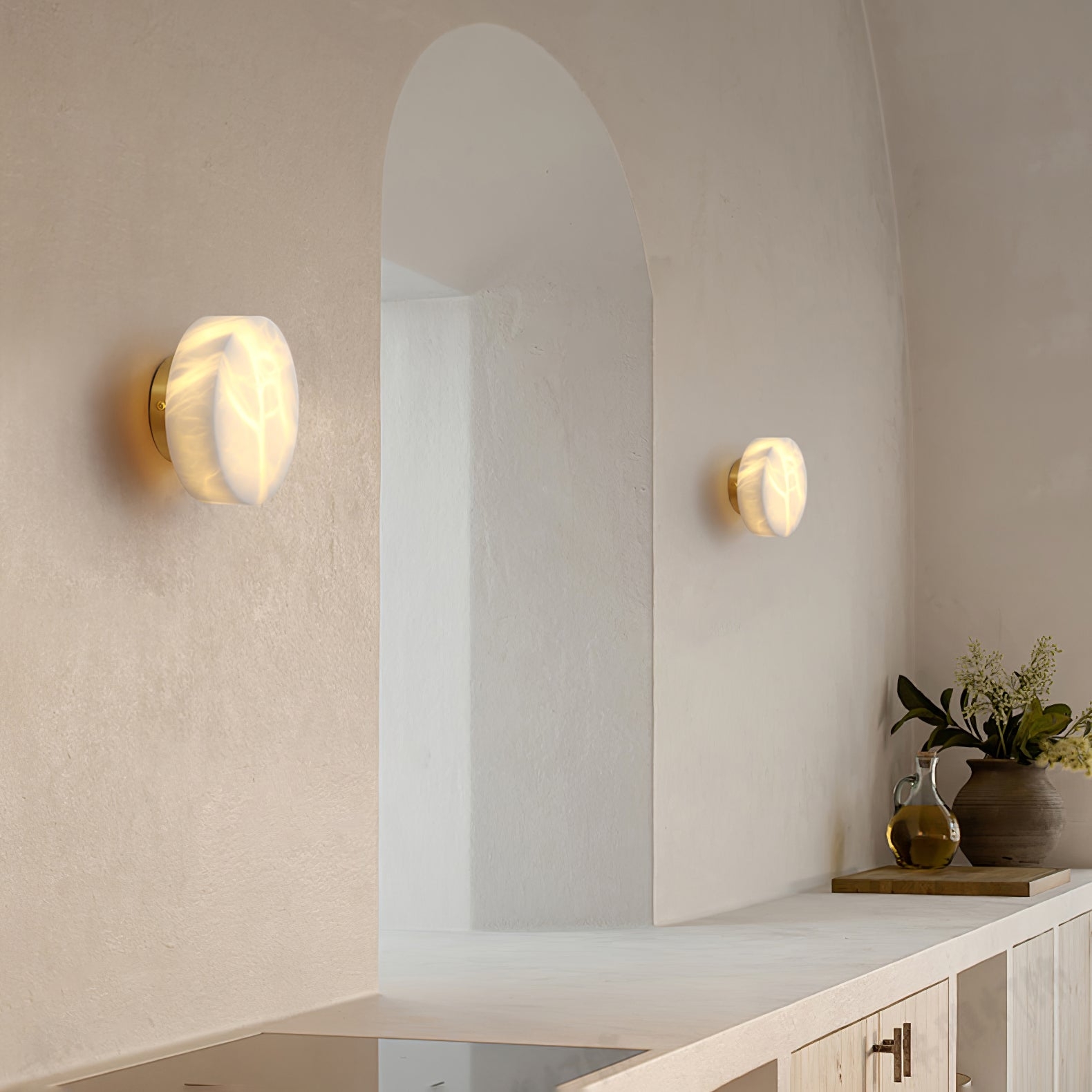 Cylindrical Alabaster Wall Light D399