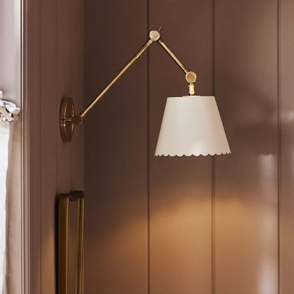 Foldray Scalloped Task Sconce - Leather Wall Light for Home T100