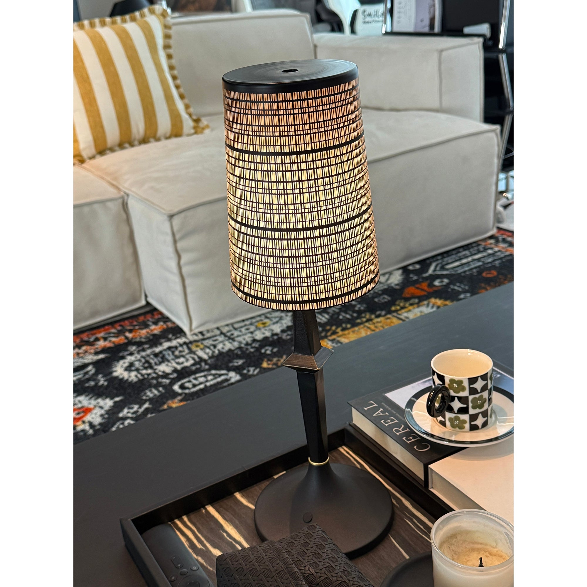 Devon Black Table Lamp D709