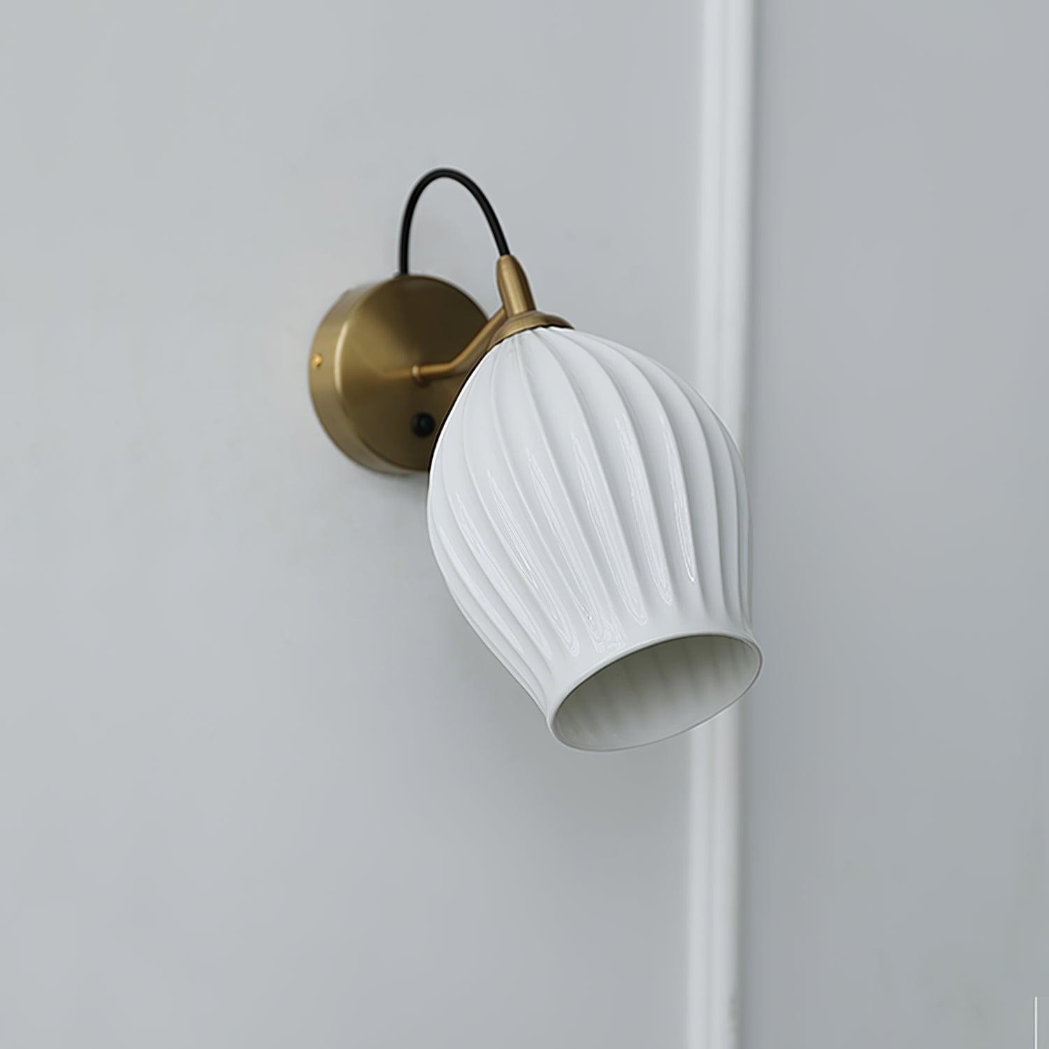 Cream Style Ceramic Ribbed Wall lamp M79