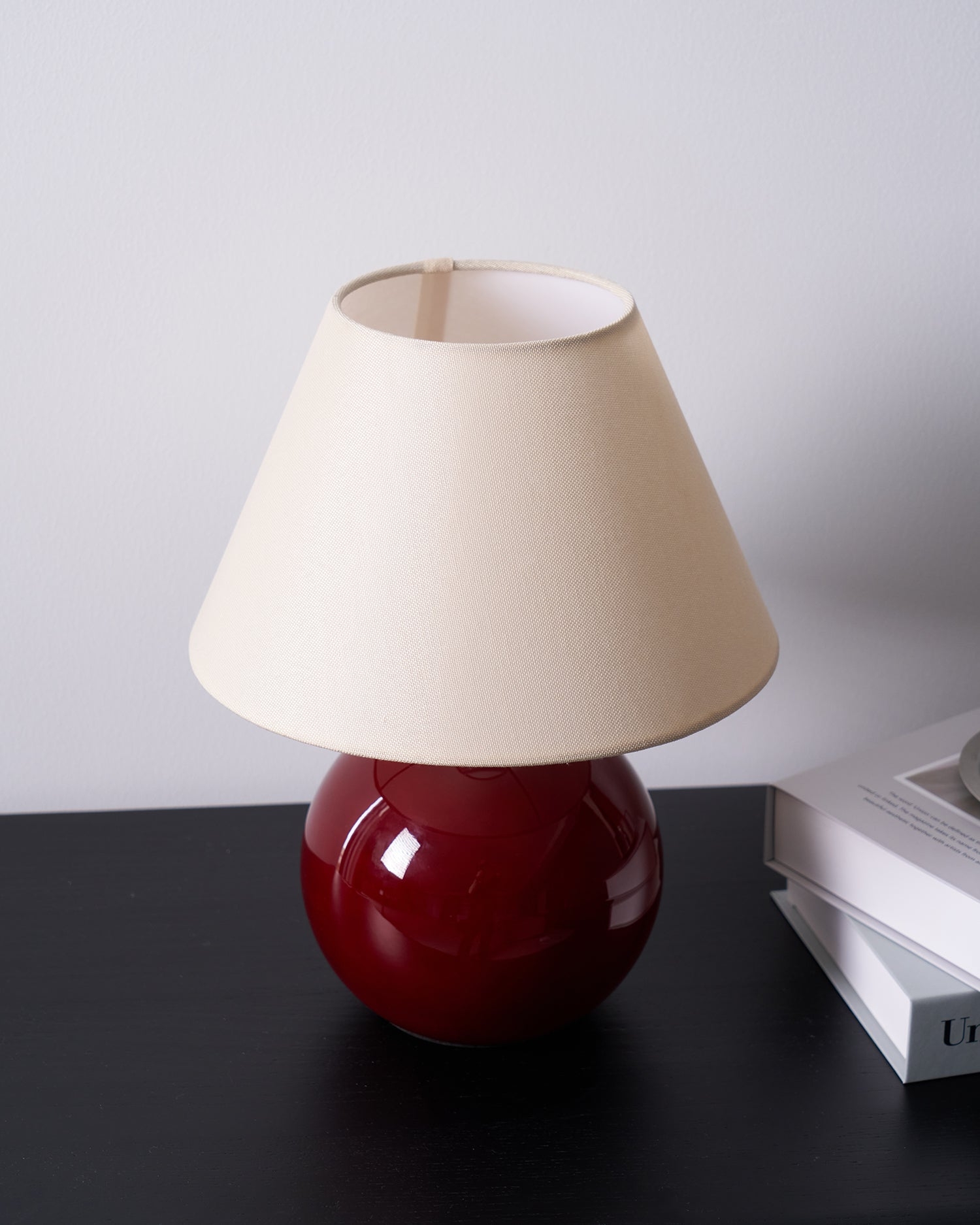 Red Nanu Table Lamp D26