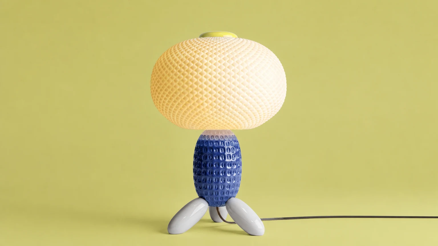 Lampa stołowa Balloons M405 w delikatnej scenie wnętrza