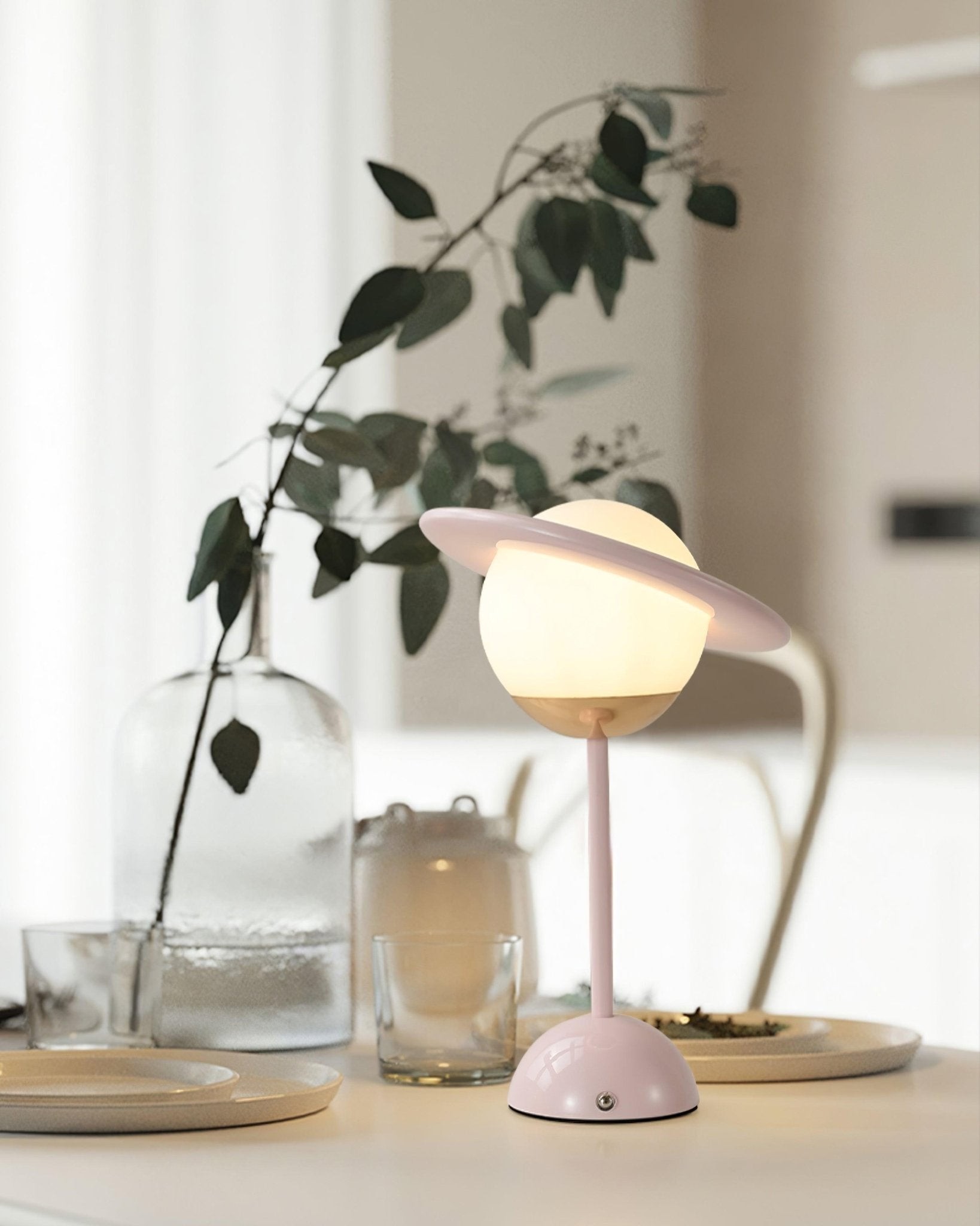 Creative Saturn Planet Table Lamp for Bedroom M518