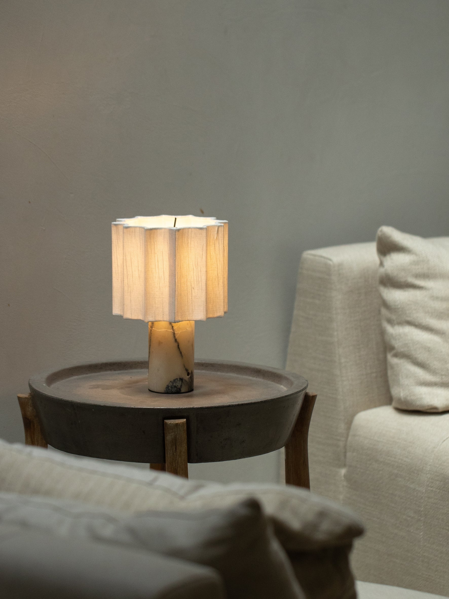 Valli Table Lamp D668