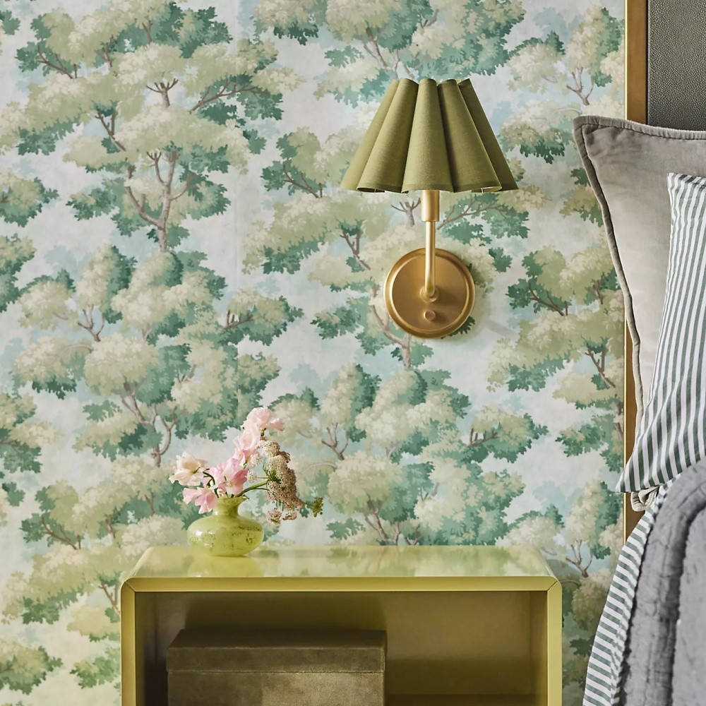 Capirise Scalloped Linen Brass Wall Lamp T228