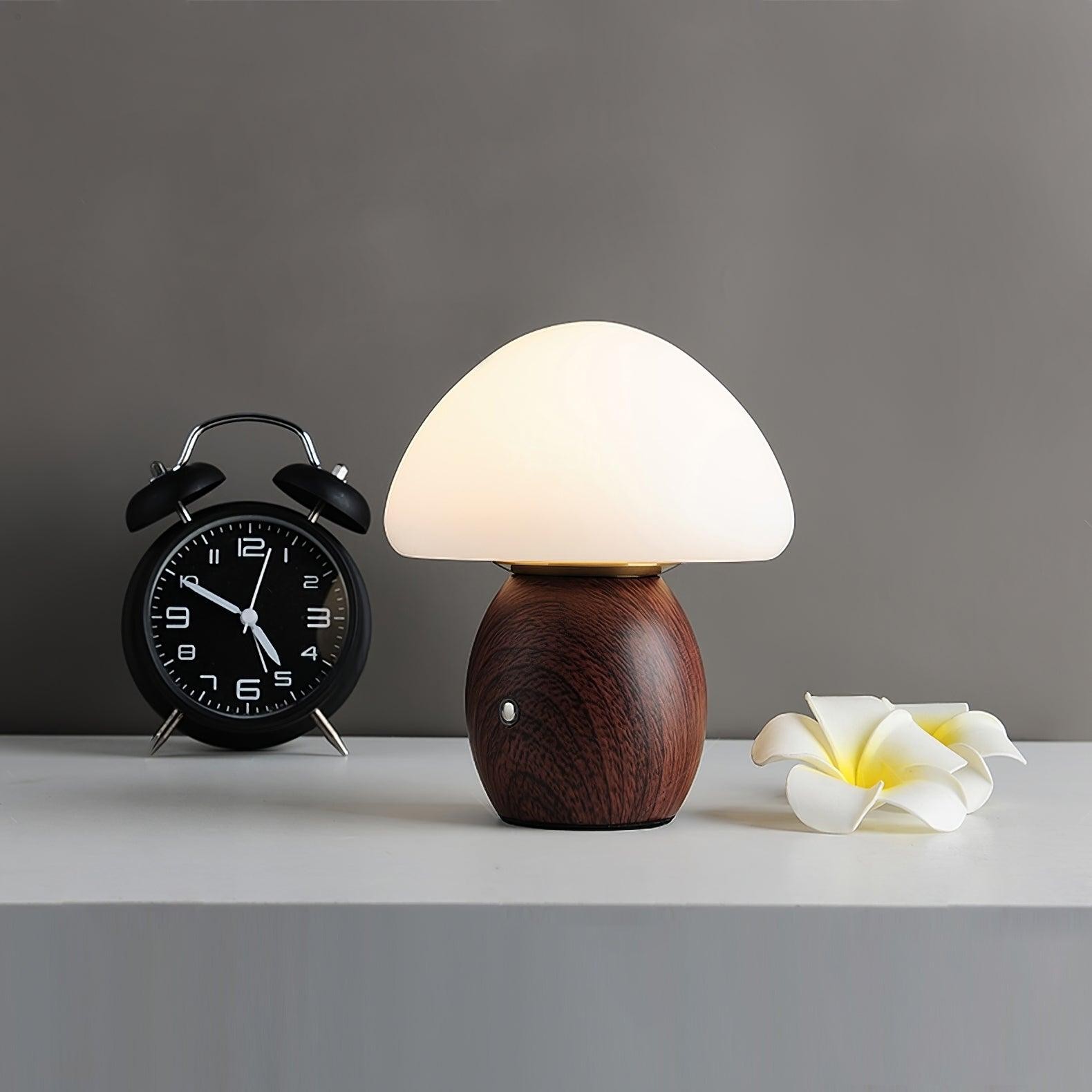 Lampa stołowa grzybowa z budzikiem i kwiatami