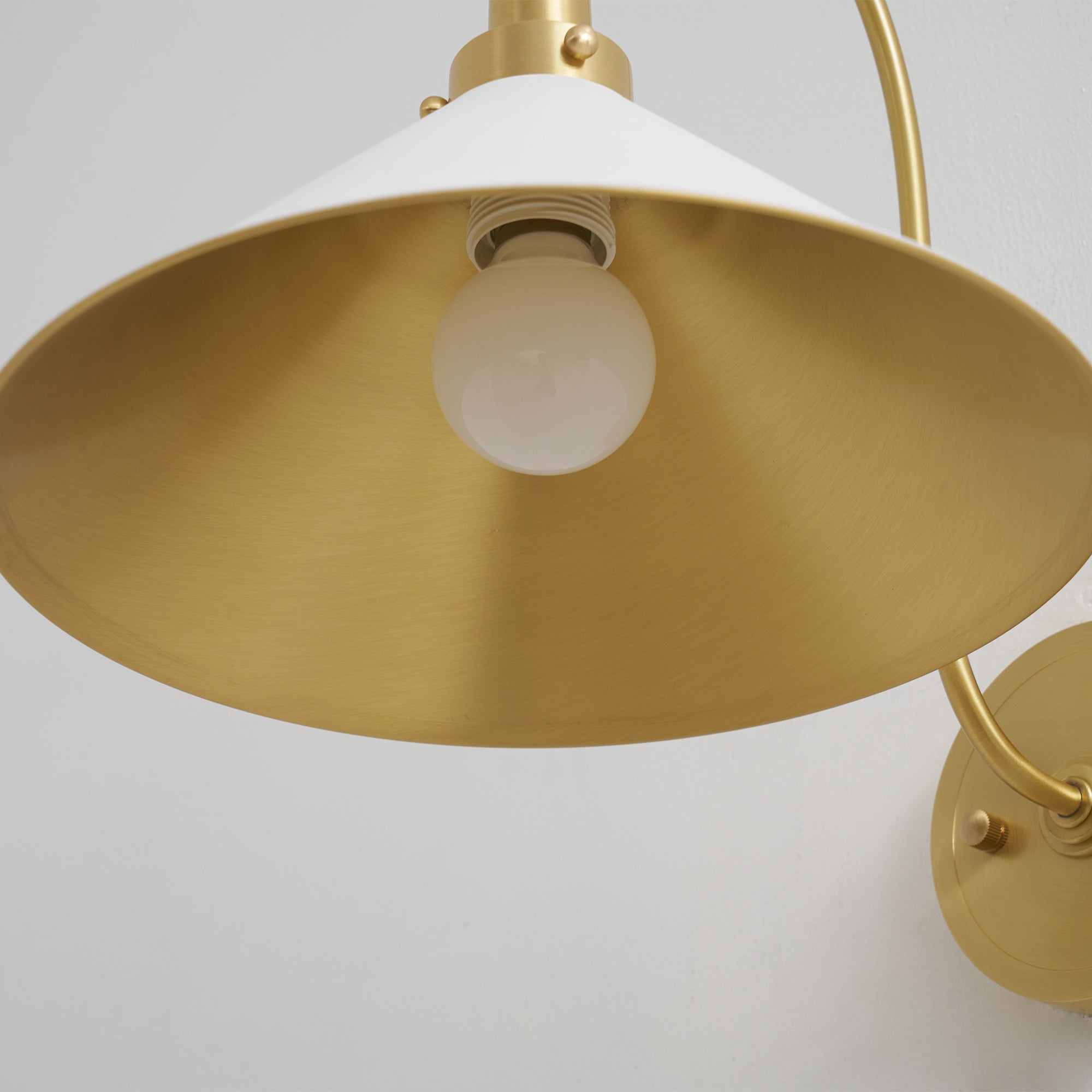 Clivedon Wall Lamp D592