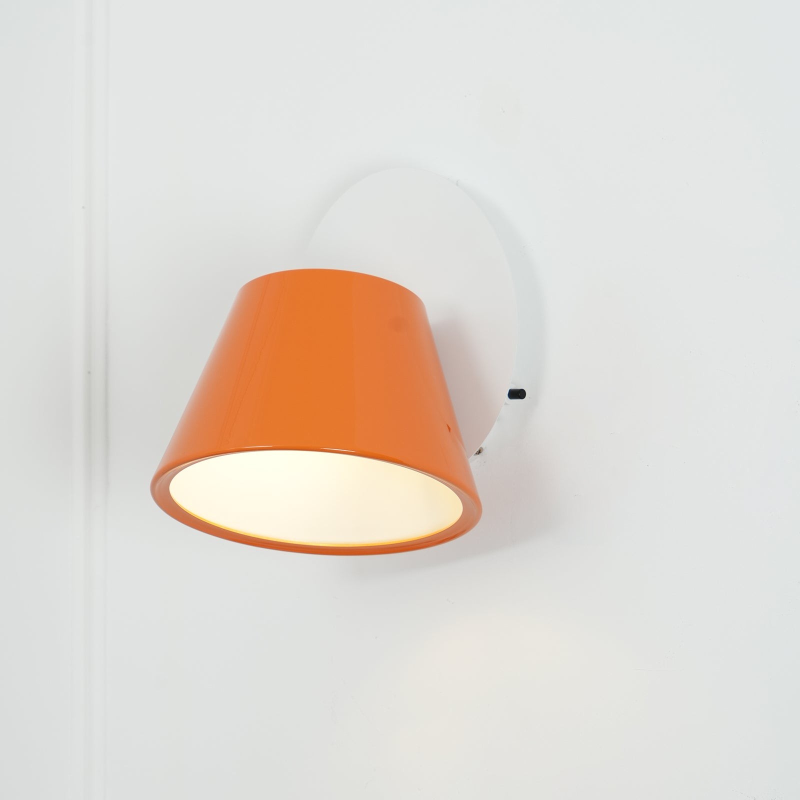 Simple Bedroom Bedside Reading Wall Lamp M270