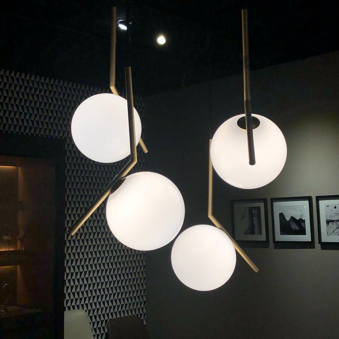 Stylish Glass Ball Pendant Light S61
