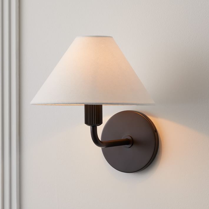 Diora Contemporary Wall Sconce Light - Elegant Brass Fixture for Home or Office T040